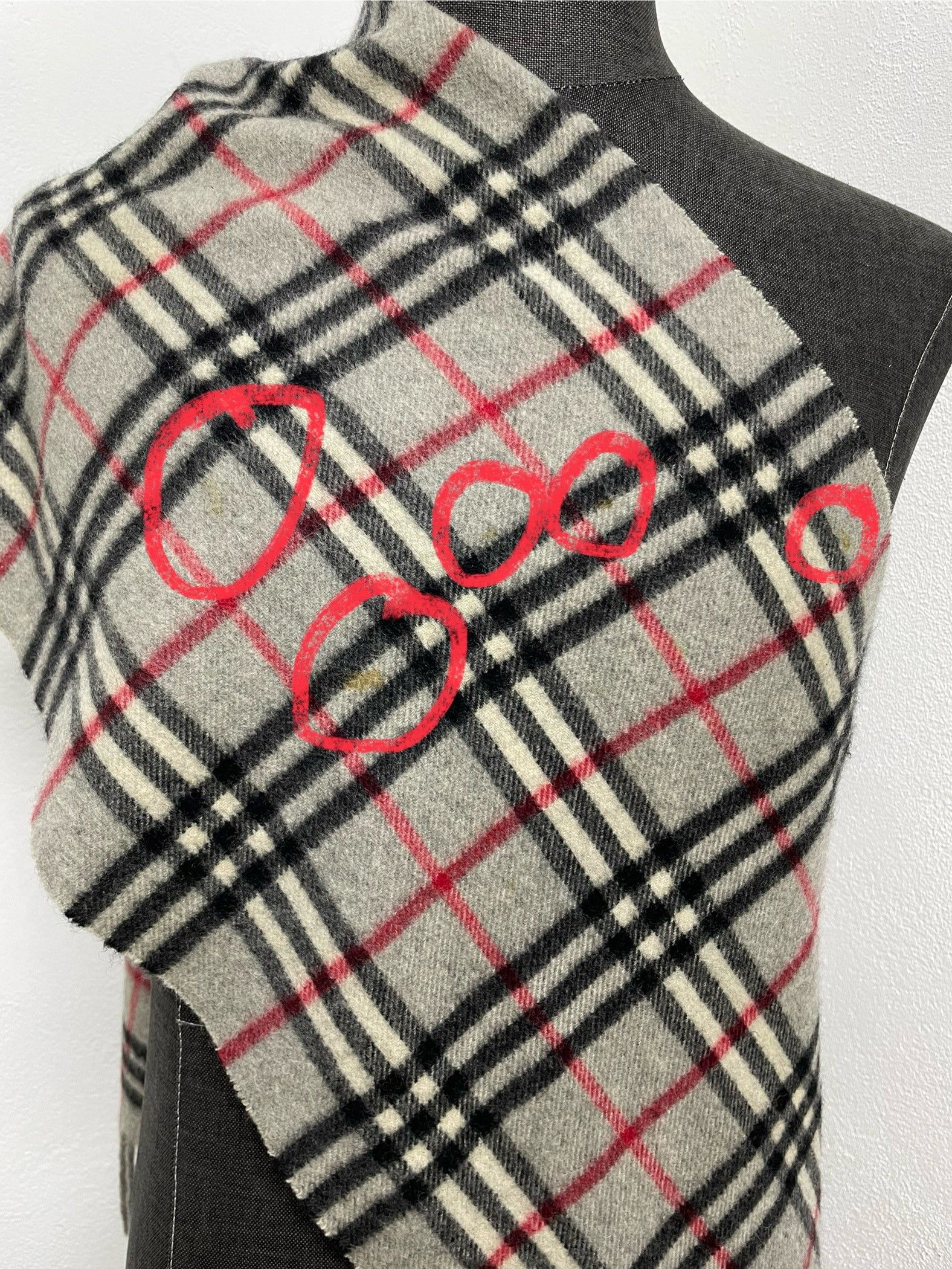 Burberry Burberrys Scarf / Muffler - 6165 Size ONE SIZE - 10 Thumbnail