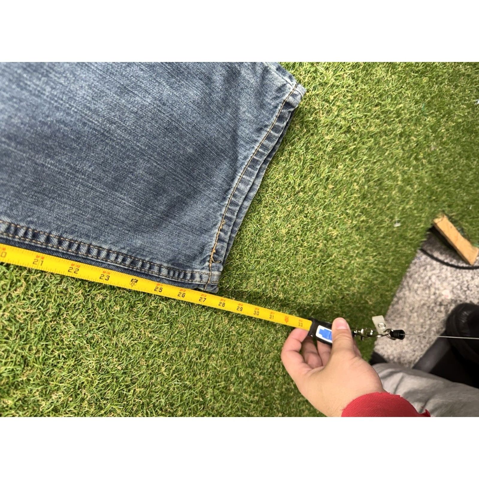 Levi's Levi's 559 Jeans Mens 44x29 Blue Relaxed Straight Baggy Grunge Denim Jeans Mens 44 Blue Levi's 559 Grunge Straight 5-Pocket Denim Baggy) Size US 44 / EU 60 - 5 Thumbnail