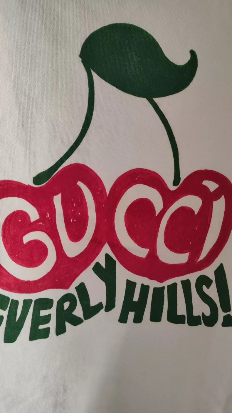 Gucci Gucci White cherry sweatshirt Size M / US 6-8 / IT 42-44 - 2 Thumbnail