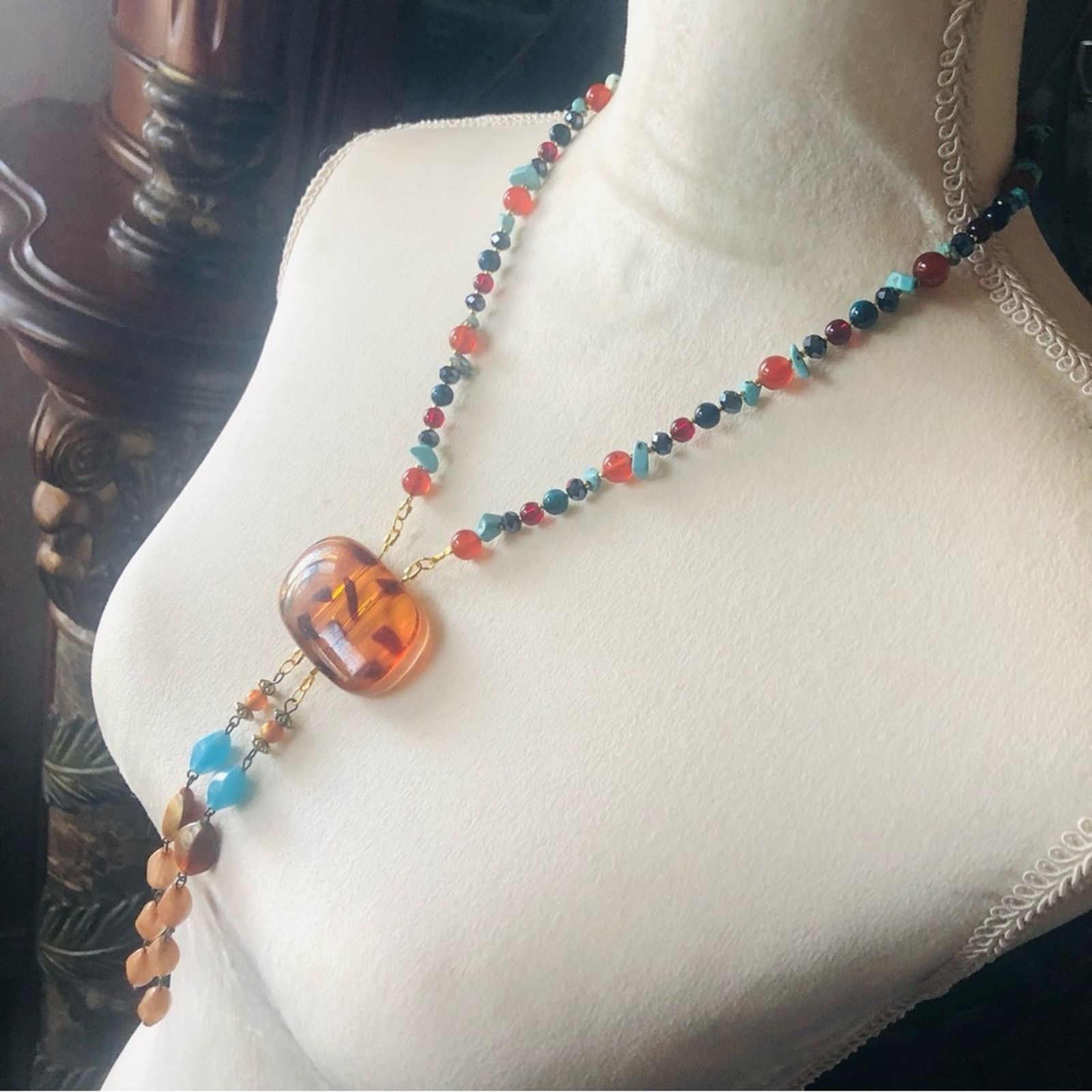 Handmade Handcrafted genuine stone faux tortoise medallion necklace Size ONE SIZE - 3 Thumbnail