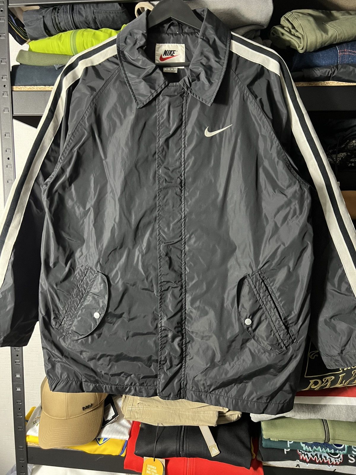 Nike 🔥 Nike Vintage Nylon Track Jacket — Black — Size M Size US M / EU 48-50 / 2 - 3 Thumbnail