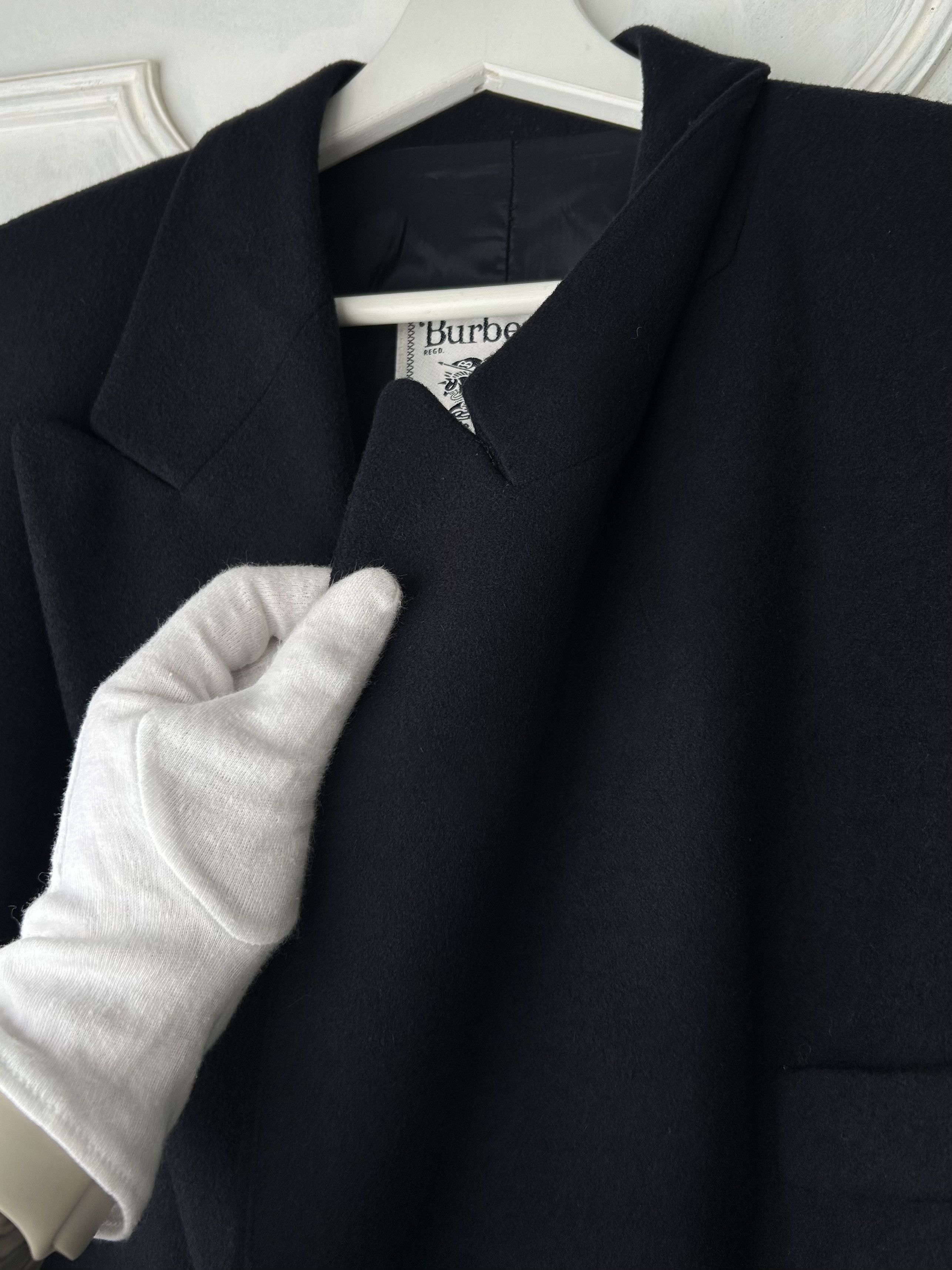 Burberry Burberrys Double-Breasted Wool Blazer with Gold Buttons Size L / US 10 / IT 46 - 9 Thumbnail