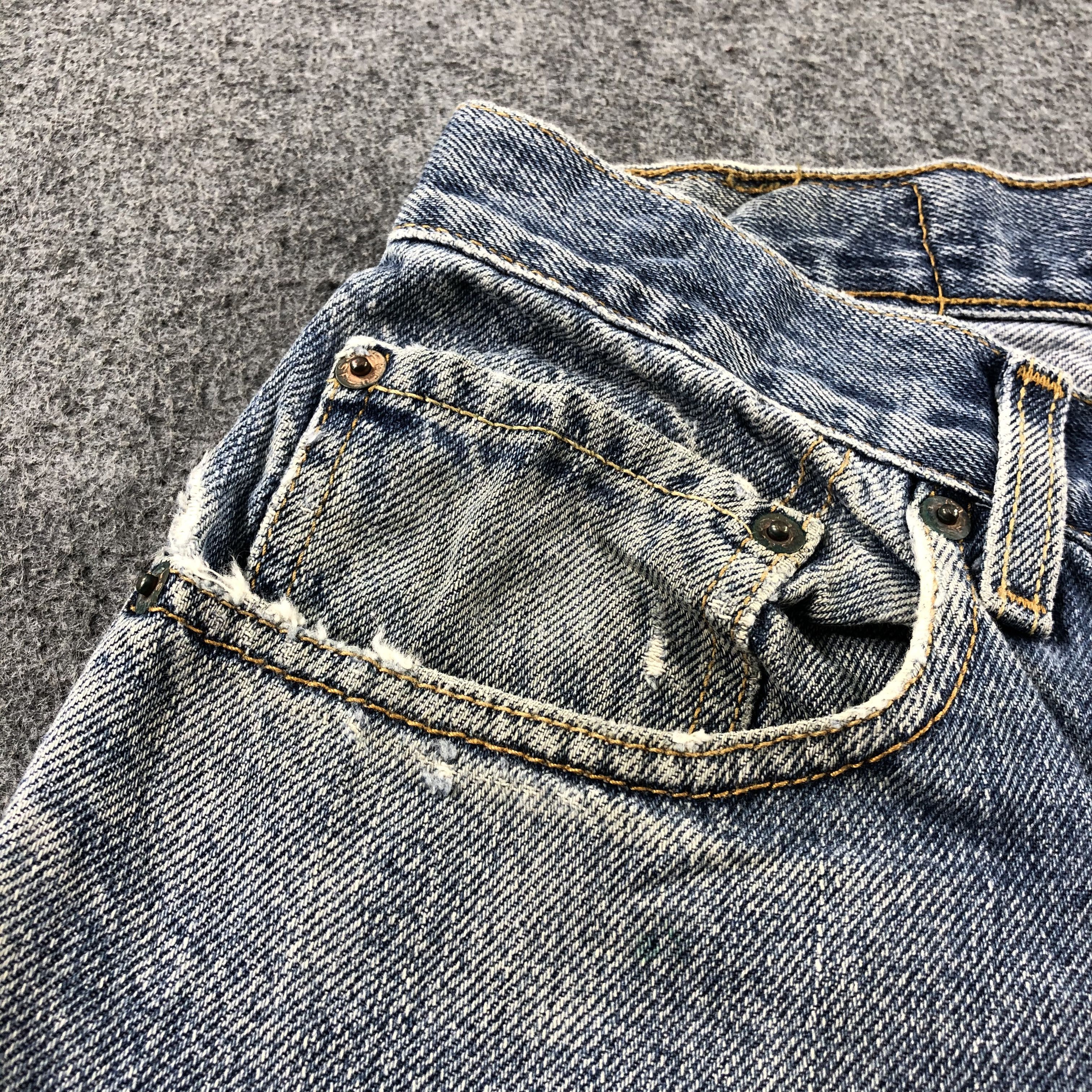 Levi's Vintage Blue Wash Levis 505 Jeans-J2505 Size US 36 / EU 52 - 13 Thumbnail