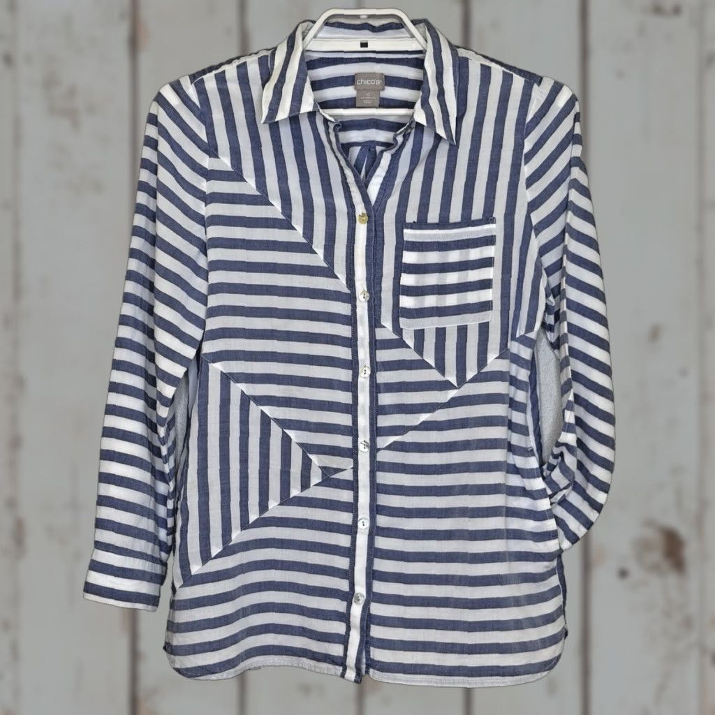 Vintage Chicos Women's Top - Button-Up Collared Long Sleeve Blue White Stripe Lyocell Pockets Size 0 US 4/6 Size S / US 4 / IT 40 - 1 Thumbnail