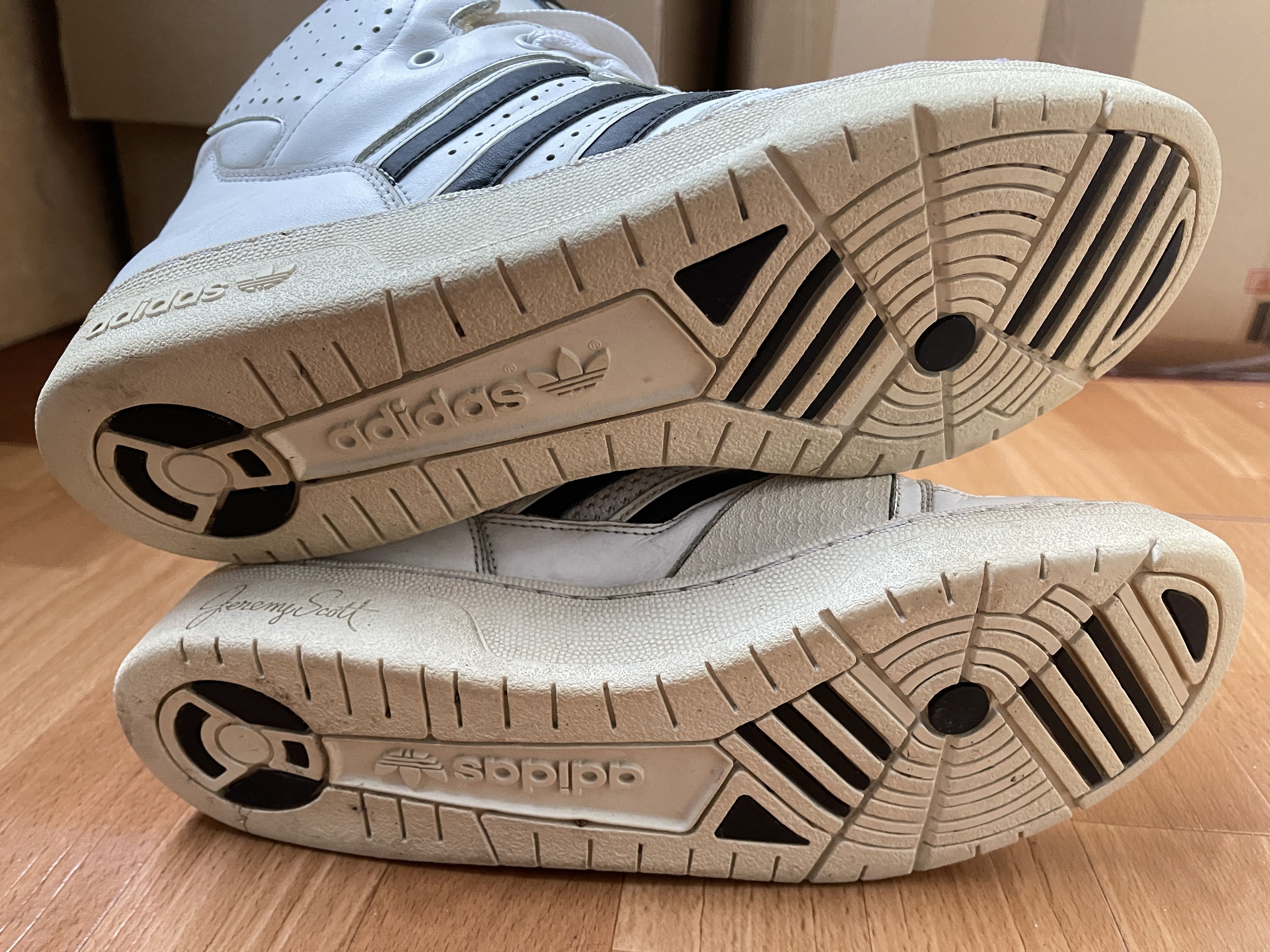 Adidas × Jeremy Scott Adidas sneakers, Jeremy Scott Instinct, Hi Top shoes, V24529 Size US 11.5 / EU 44-45 - 17 Thumbnail