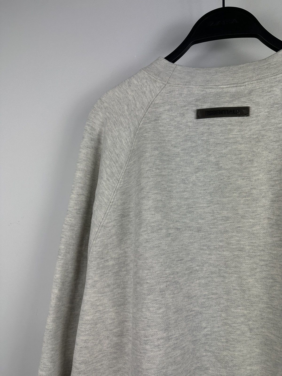 Essentials × Fear of God FOG Essentials Oversize Sweatshirt Reflective Logo Size US S / EU 44-46 / 1 - 13 Thumbnail