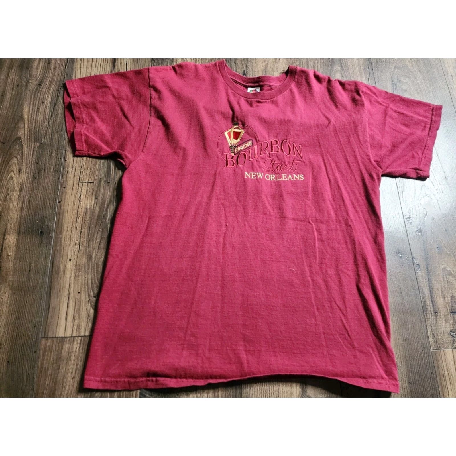 Fruit Of The Loom VINTAGE Fruit of the Loom T-Shirt Bourbon Street New Orleans Travel Souvenir Crew Neck Men XL Red Embroidered 2000s Shirts Mens Size US XL / EU 56 / 4 - 2 Thumbnail