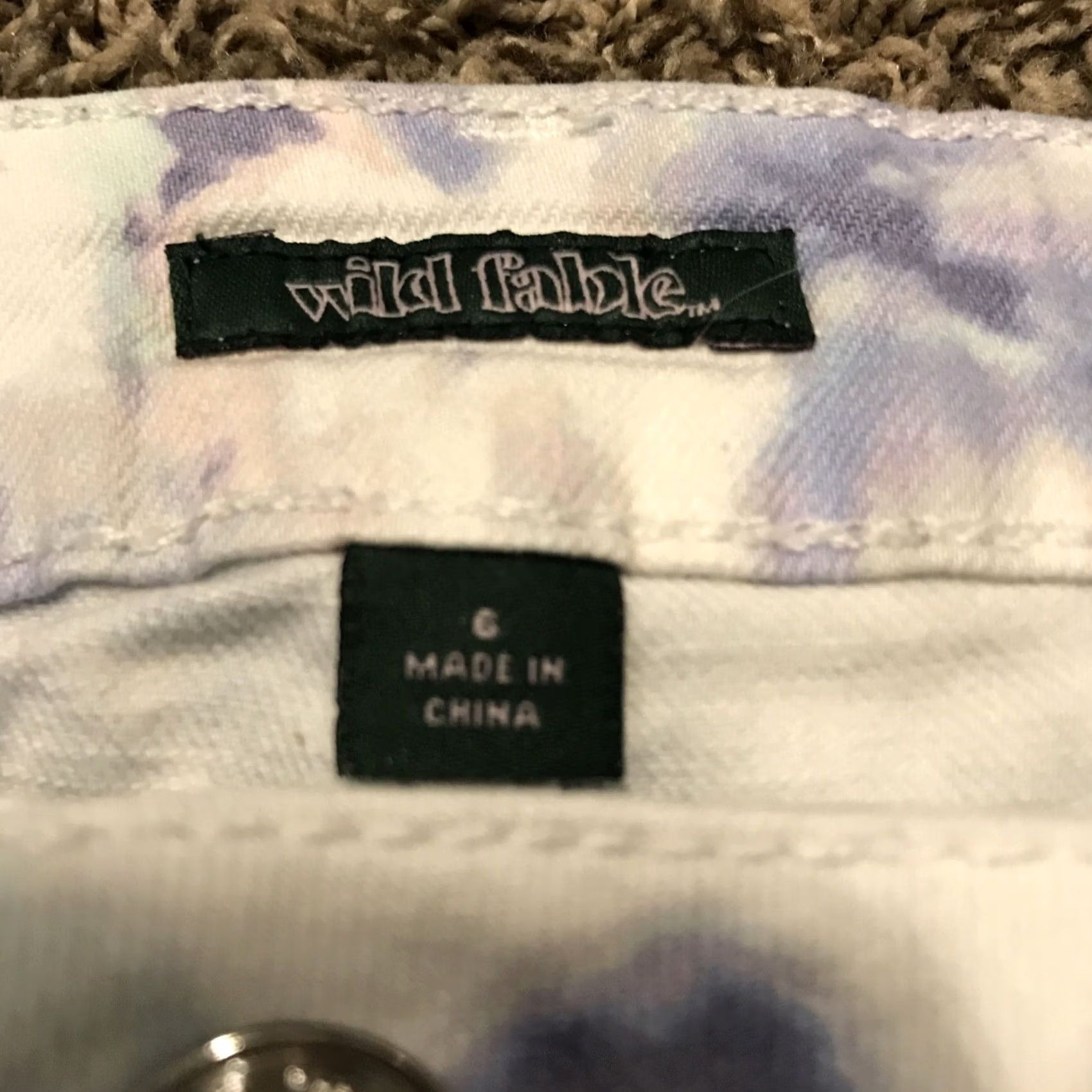 Vintage Wild Fable Womens Denim Shorts Size 6 Purple White Tie Dye Casual Cotton Blend Size 28" / US 6 / IT 42 - 2 Thumbnail