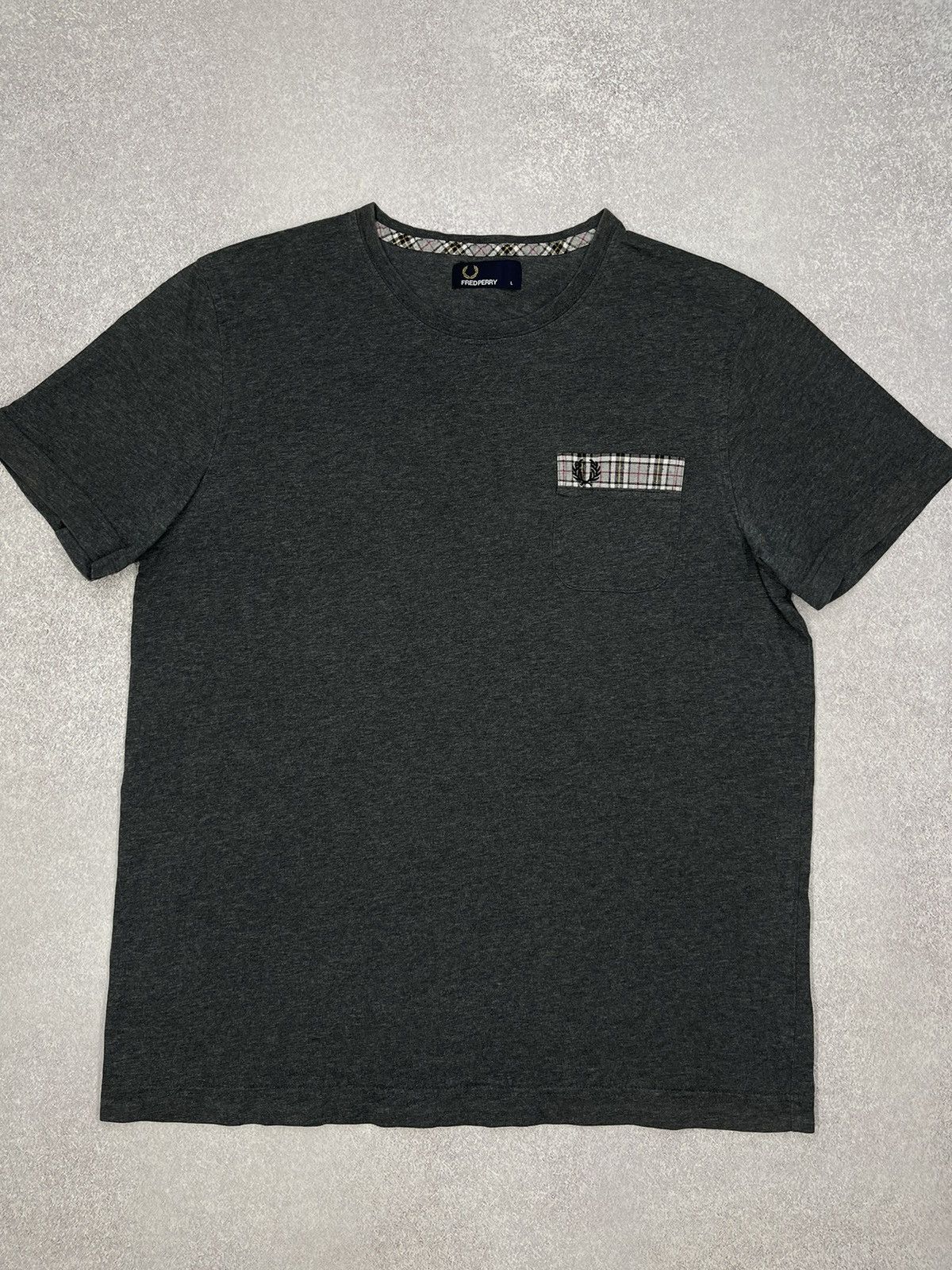 Fred Perry × Vintage Vintage Fred Perry T Shirt Grey Y2K Size L Size US L / EU 52-54 / 3 - 2 Thumbnail
