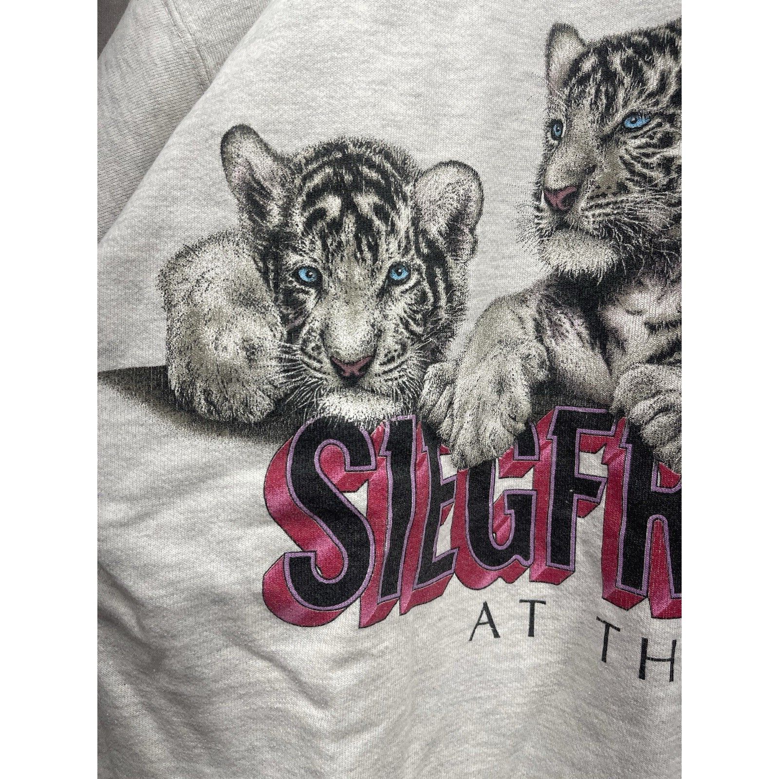 Other Vintage Siegfried & Roy White Tiger Cubs Men XL Gray CREWNEC Size US XL / EU 56 / 4 - 7 Thumbnail