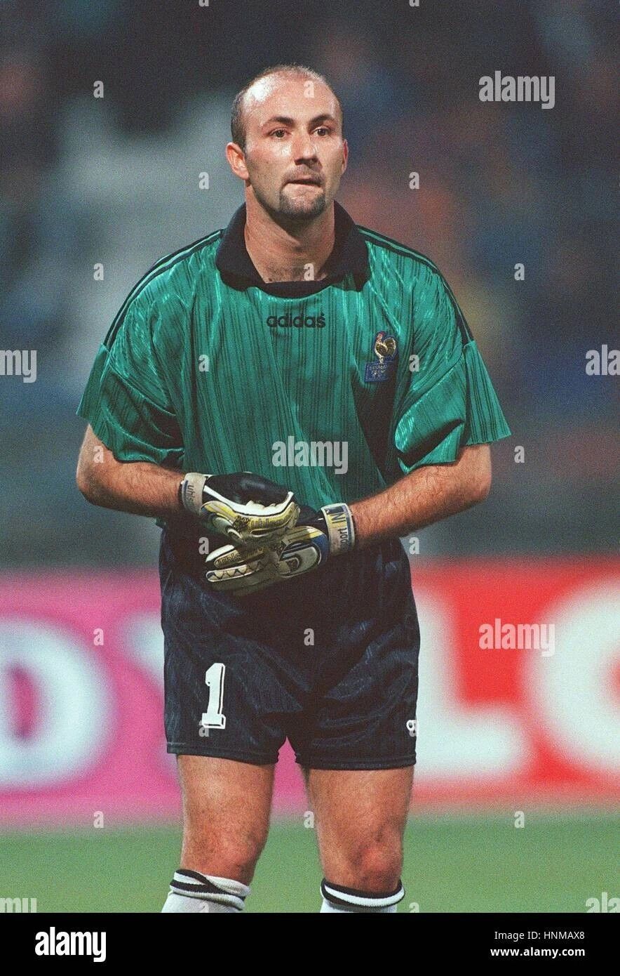 Adidas Ultra Rare France 1995 Fabien Barthez goalkeeper jersey XL Size US XL / EU 56 / 4 - 3 Thumbnail