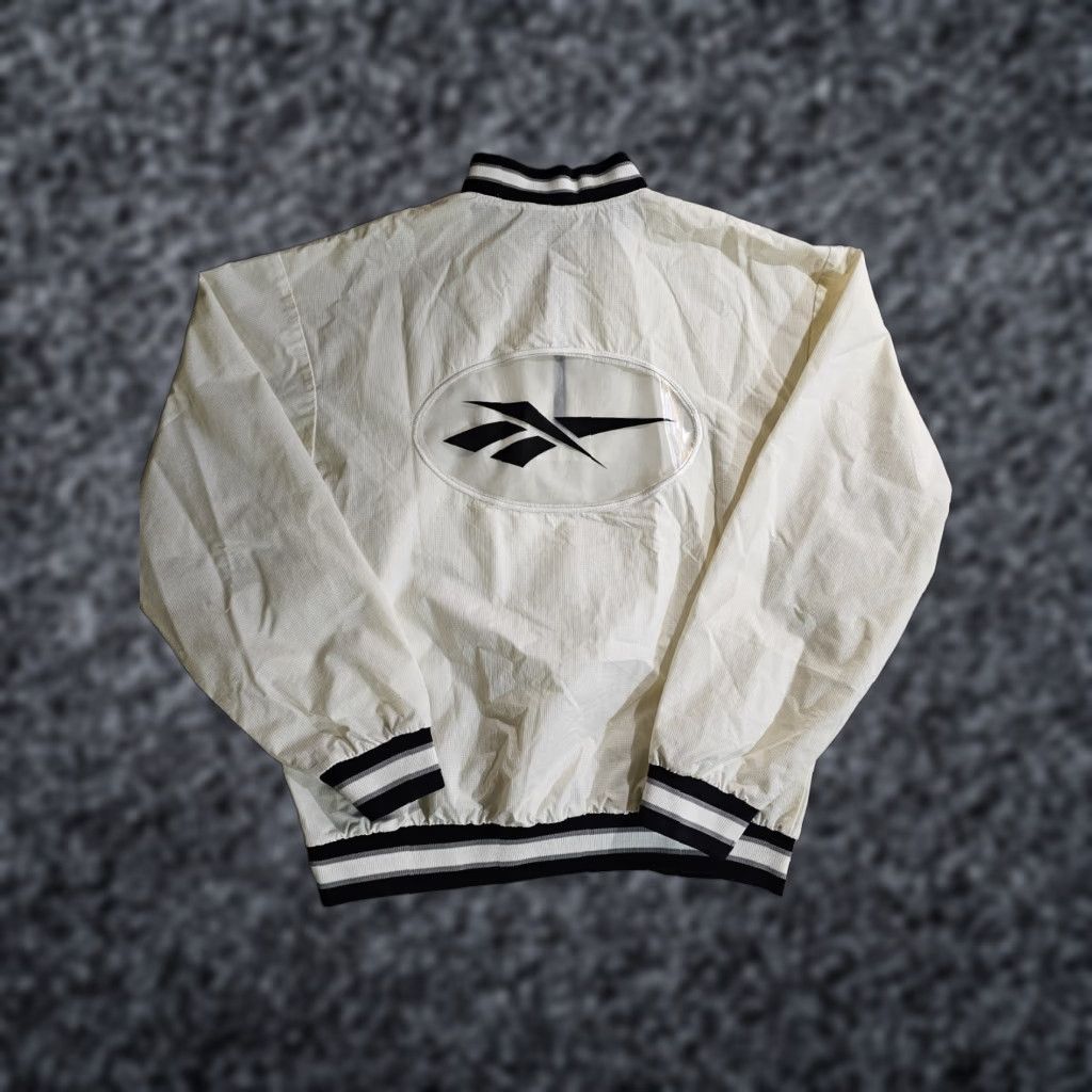 Reebok VINTAGE Reebok Windbreaker 90s White/Black 1/4 Zip Pullover Mens M Windbreaker Jacket Logo 90s Style Running & Jogging Casual Size US M / EU 48-50 / 2 - 1 Thumbnail