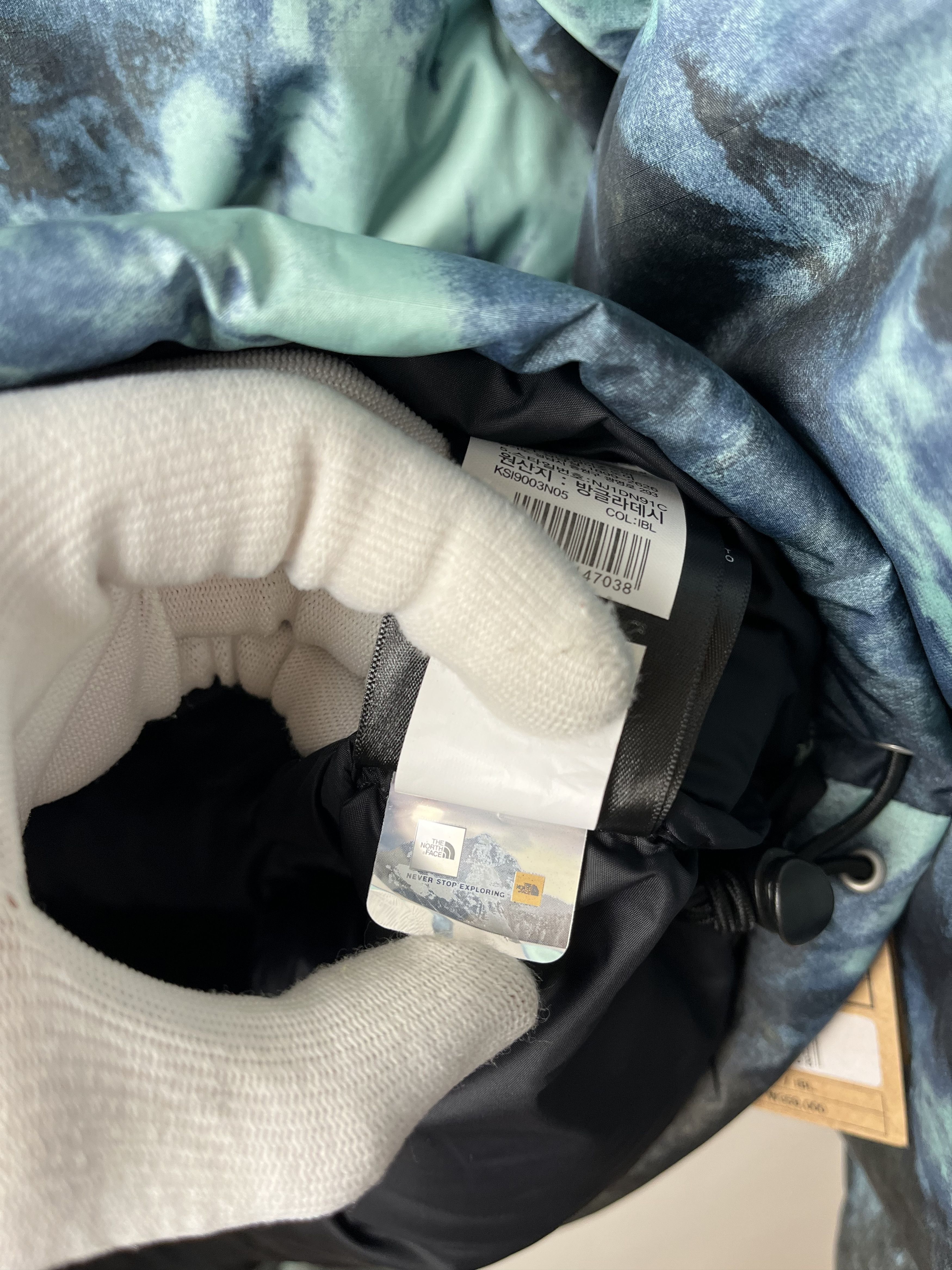 The North Face Down Jacket The North Face Printed 1996 Retro Nuptse Size US S / EU 44-46 / 1 - 10 Thumbnail