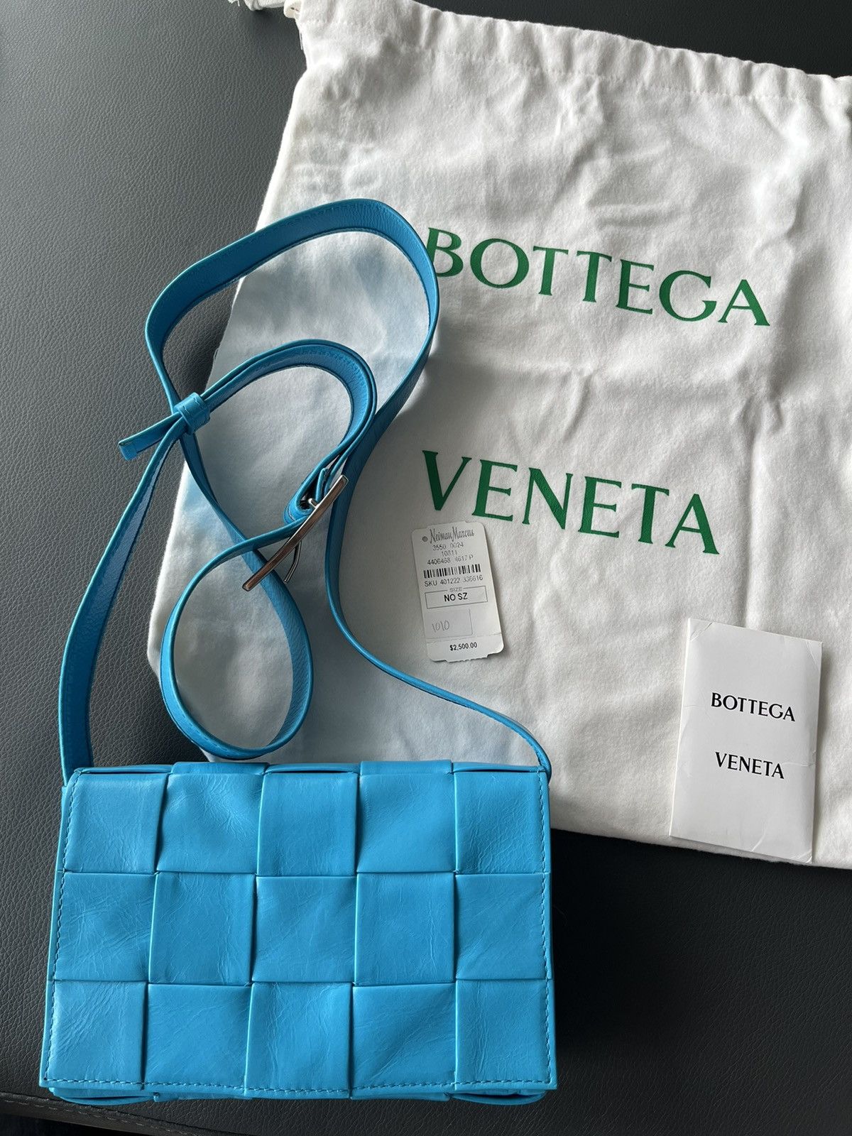 Bottega Veneta $3k value Super Runway Brand New Cassette Bag Waxed Leather Size ONE SIZE - 2 Thumbnail