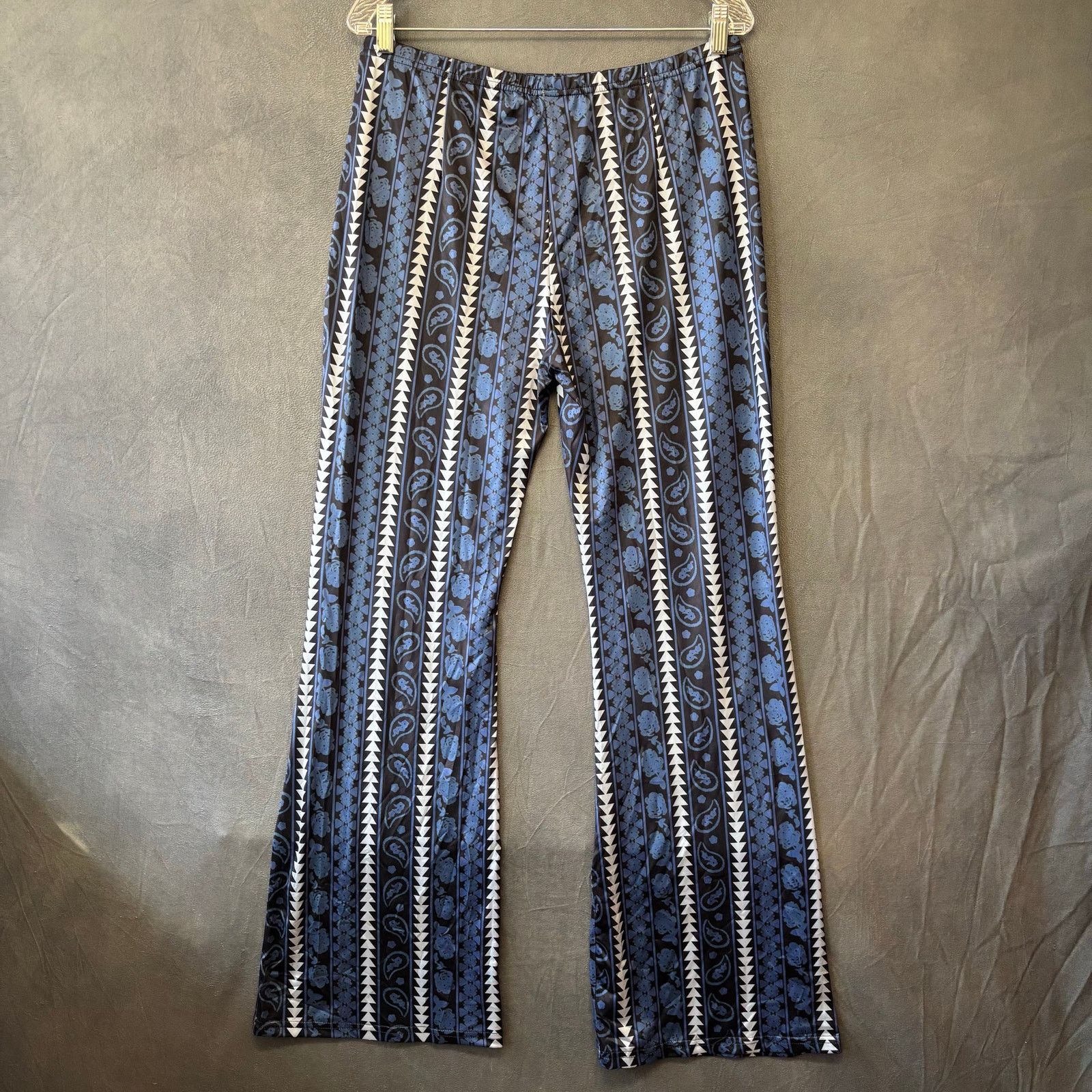 Other Cultural Print Bell Bottom Yoga Pants Workout Exercise Size 32" / US 10 / IT 46 - 2 Thumbnail
