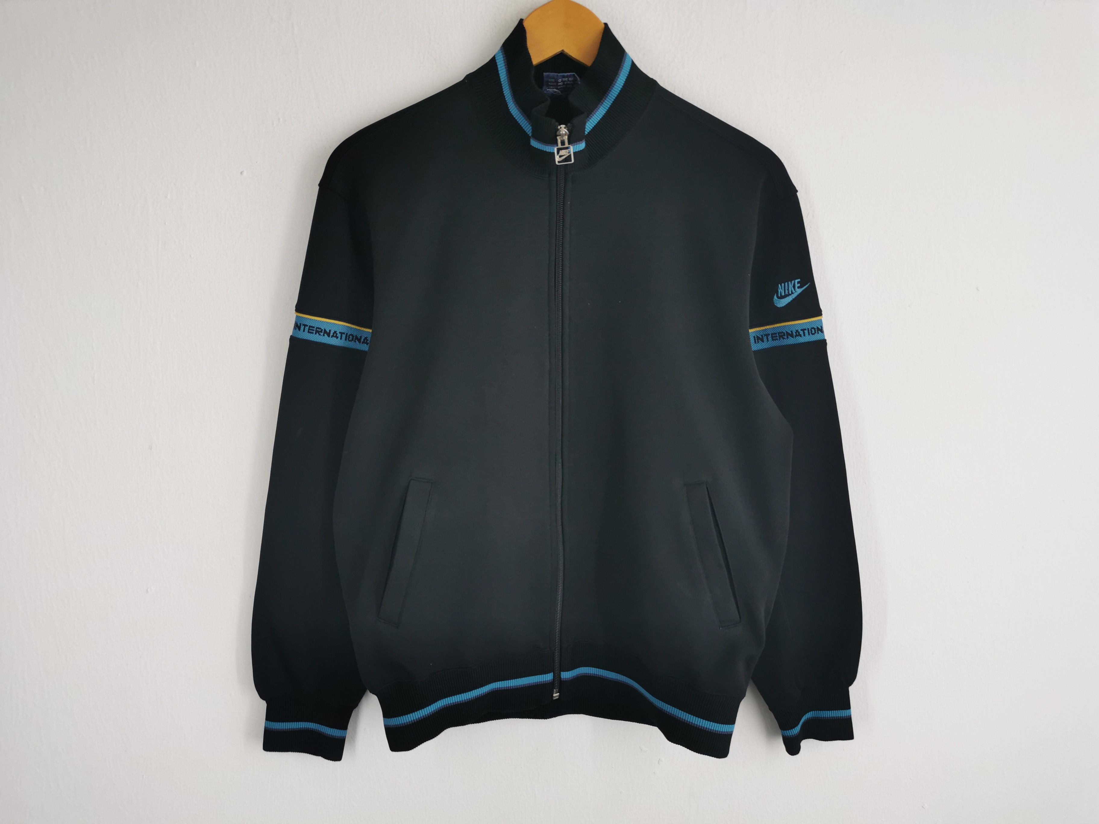 Nike Vintage 00s Nike International Track Top Made In Japan Size US M / EU 48-50 / 2 - 2 Thumbnail