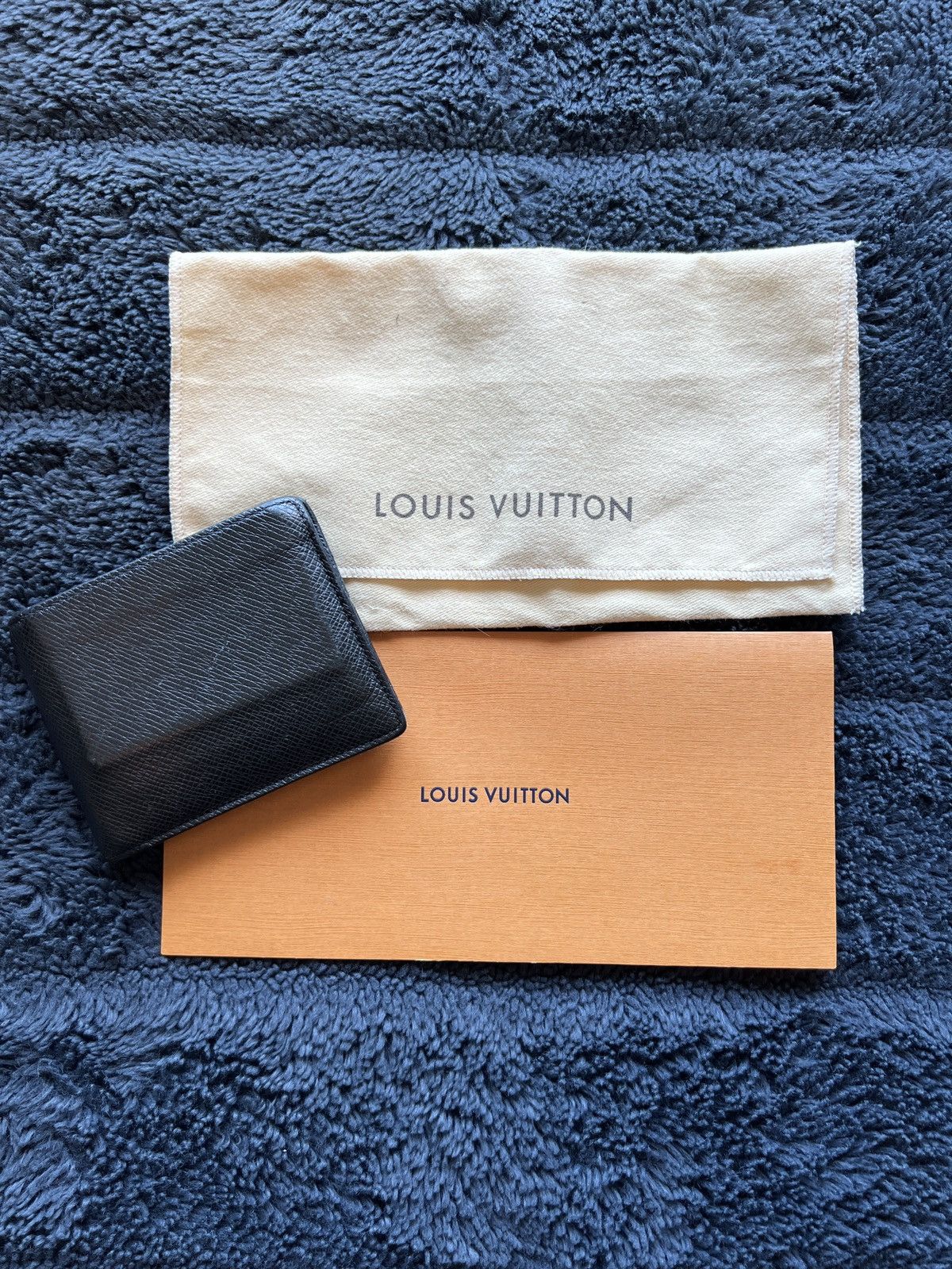 Louis Vuitton Taiga Wallet Size ONE SIZE - 9 Thumbnail