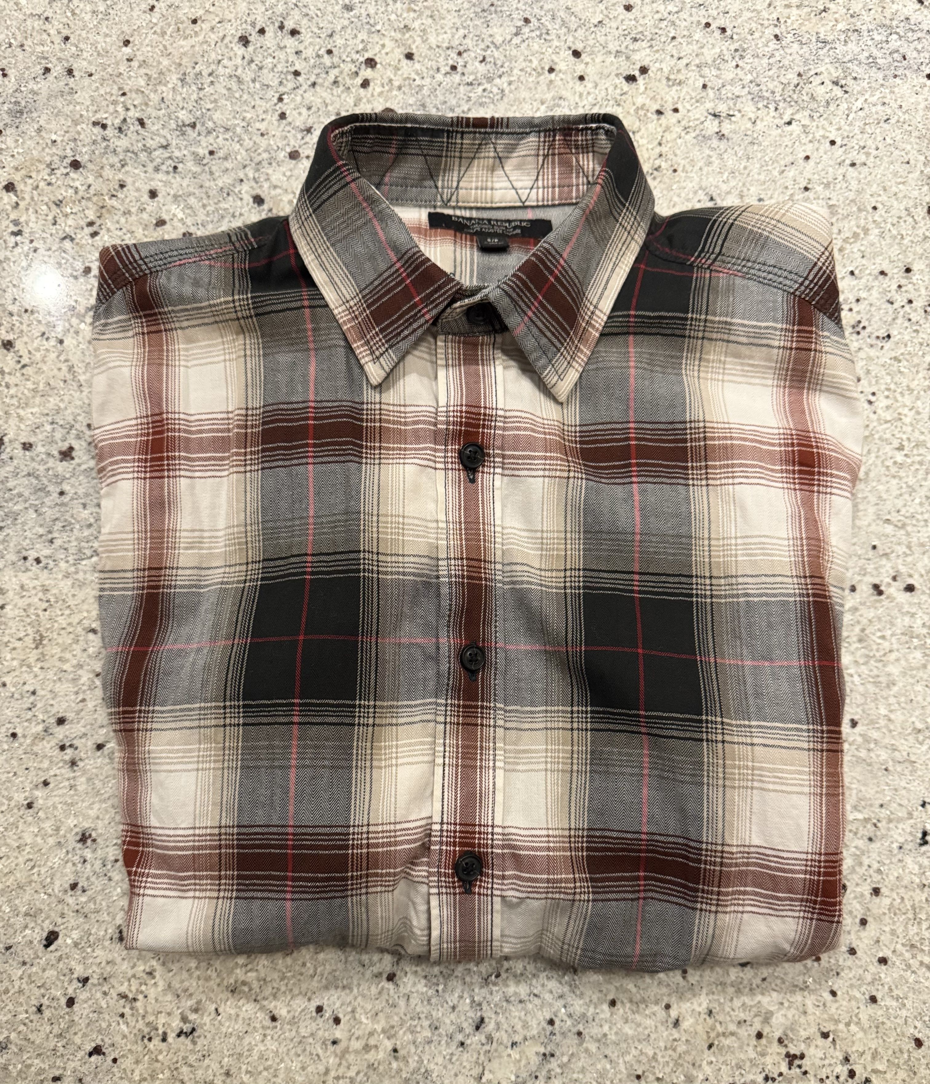 Banana Republic Banana Republic Slim Fit Long Sleeve Dress Shirt 100% Cotton Size US S / EU 44-46 / 1 - 1 Preview