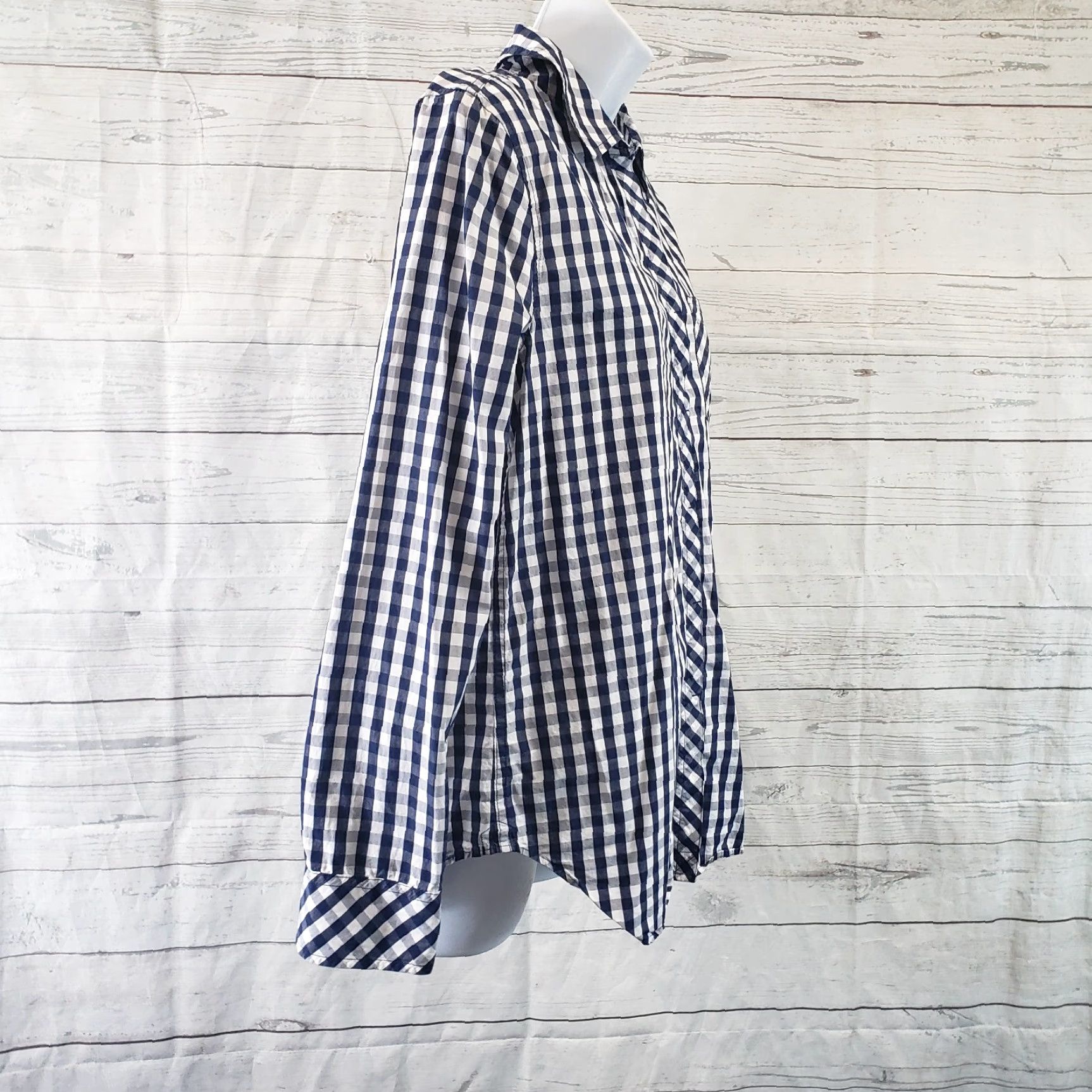 Vineyard Vines Vineyard Vines Button-Up Shirt Womens Size 6 Blue White Gingham 100% Cotton Relaxed Fit Long Sleeve Collared Button Front Size M / US 6-8 / IT 42-44 - 3 Thumbnail