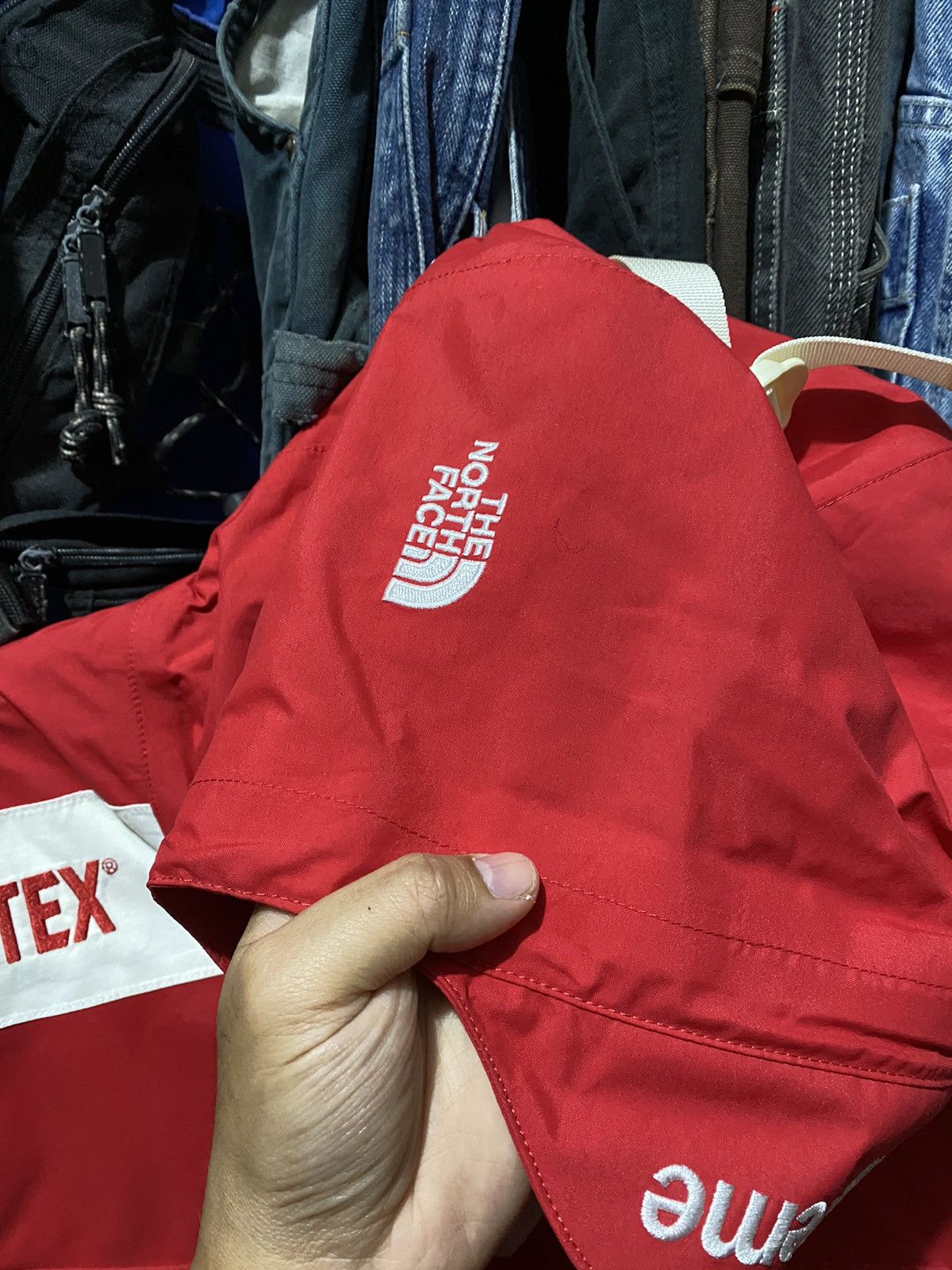 Supreme × The North Face Supreme x The North Face x Gore-Tex TransAntarctica Size US S / EU 44-46 / 1 - 6 Thumbnail