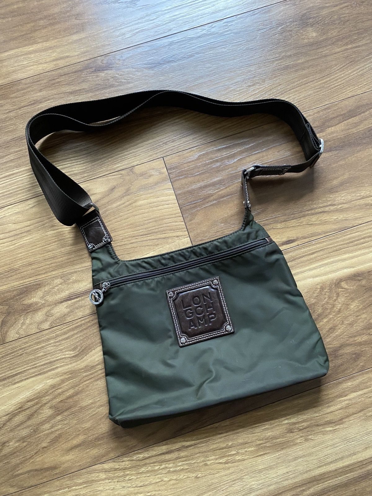 Longchamp Longchamp Nylon Crossbody Bag Unisex Y2k Hype Lux Size ONE SIZE - 1 Thumbnail