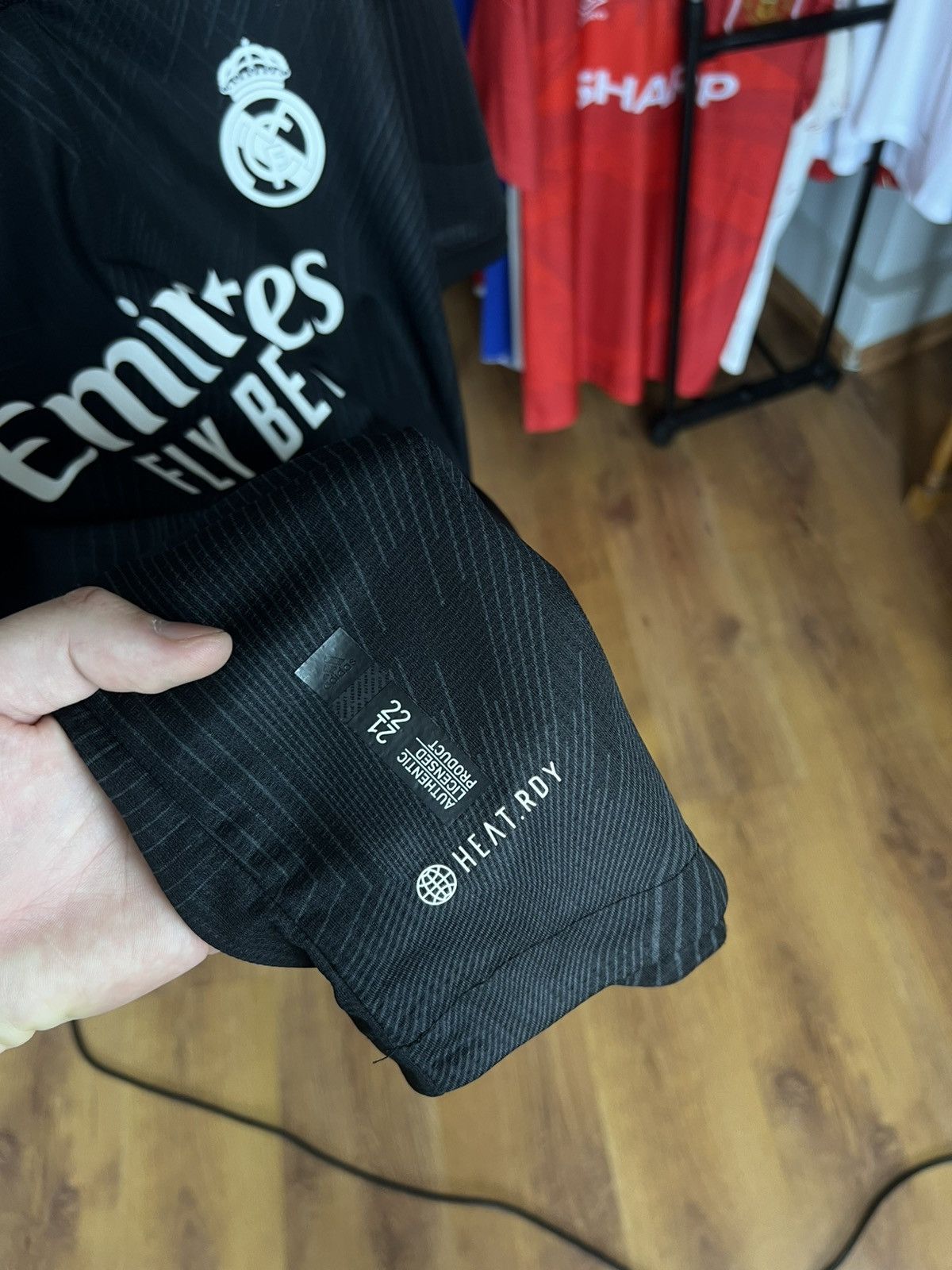 Y-3 Soccer Jersey Y-3 Real Madrid 2021/22 Balck Size US L / EU 52-54 / 3 - 7 Thumbnail
