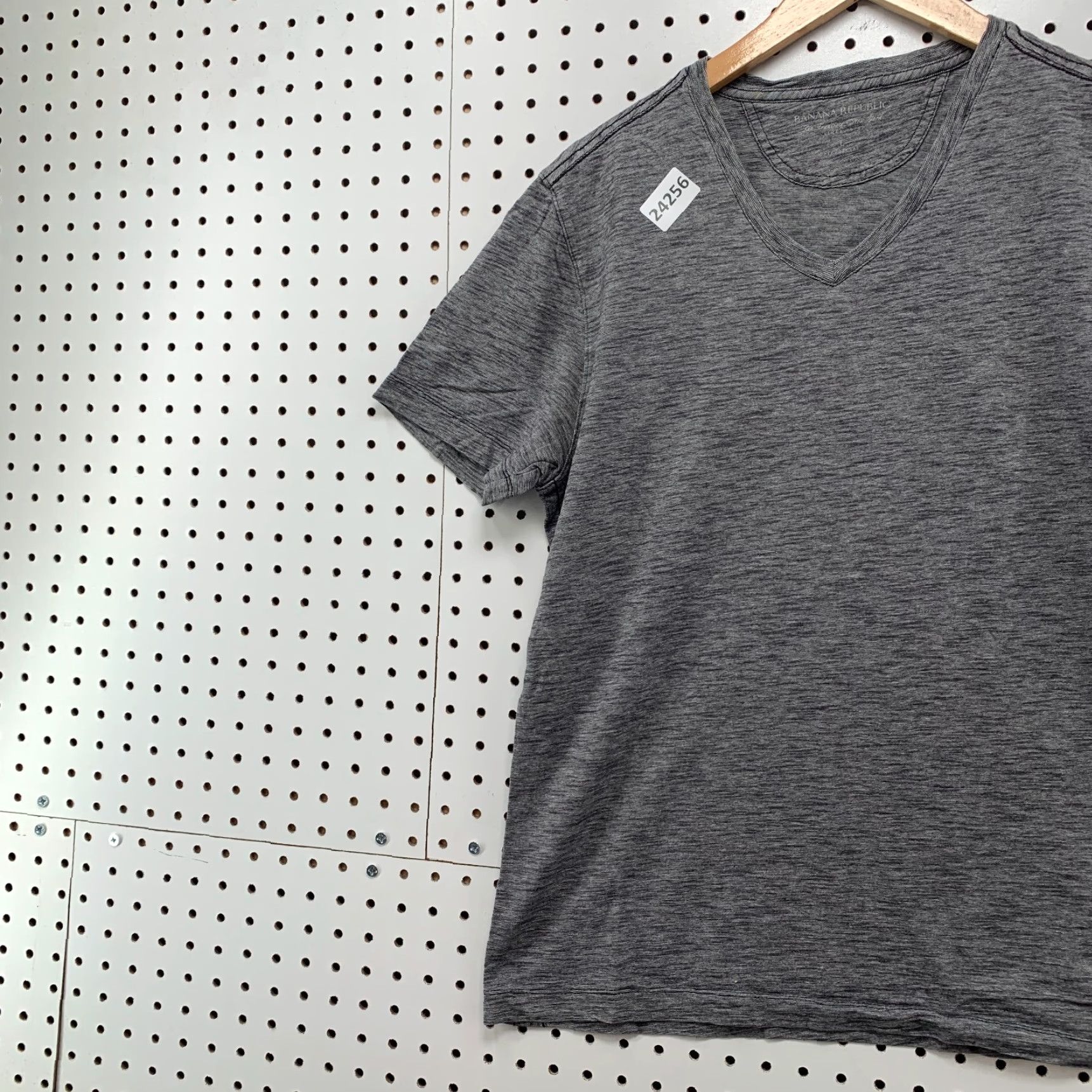Banana Republic VINTAGE Banana Republic V-Neck Shirt Gray Micro Striped Regular Fit Mens Medium Size US M / EU 48-50 / 2 - 3 Thumbnail