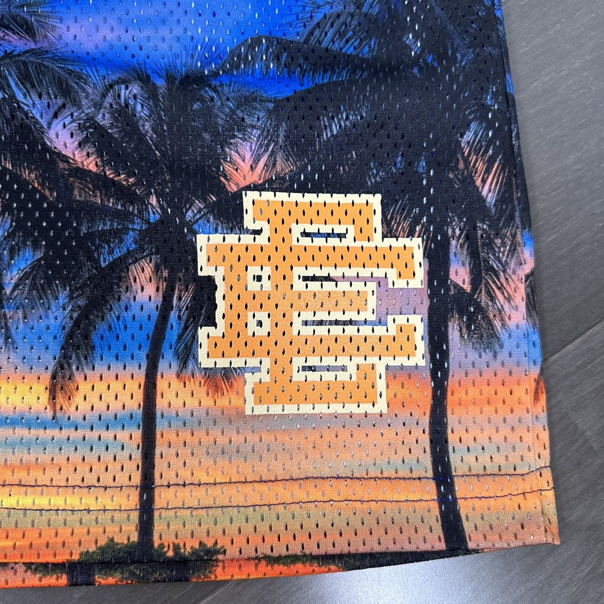 Eric Emanuel EE Basic Short Miami Palm Trees and the Sunset SIZE Large Size US 34 / EU 50 - 2 Thumbnail