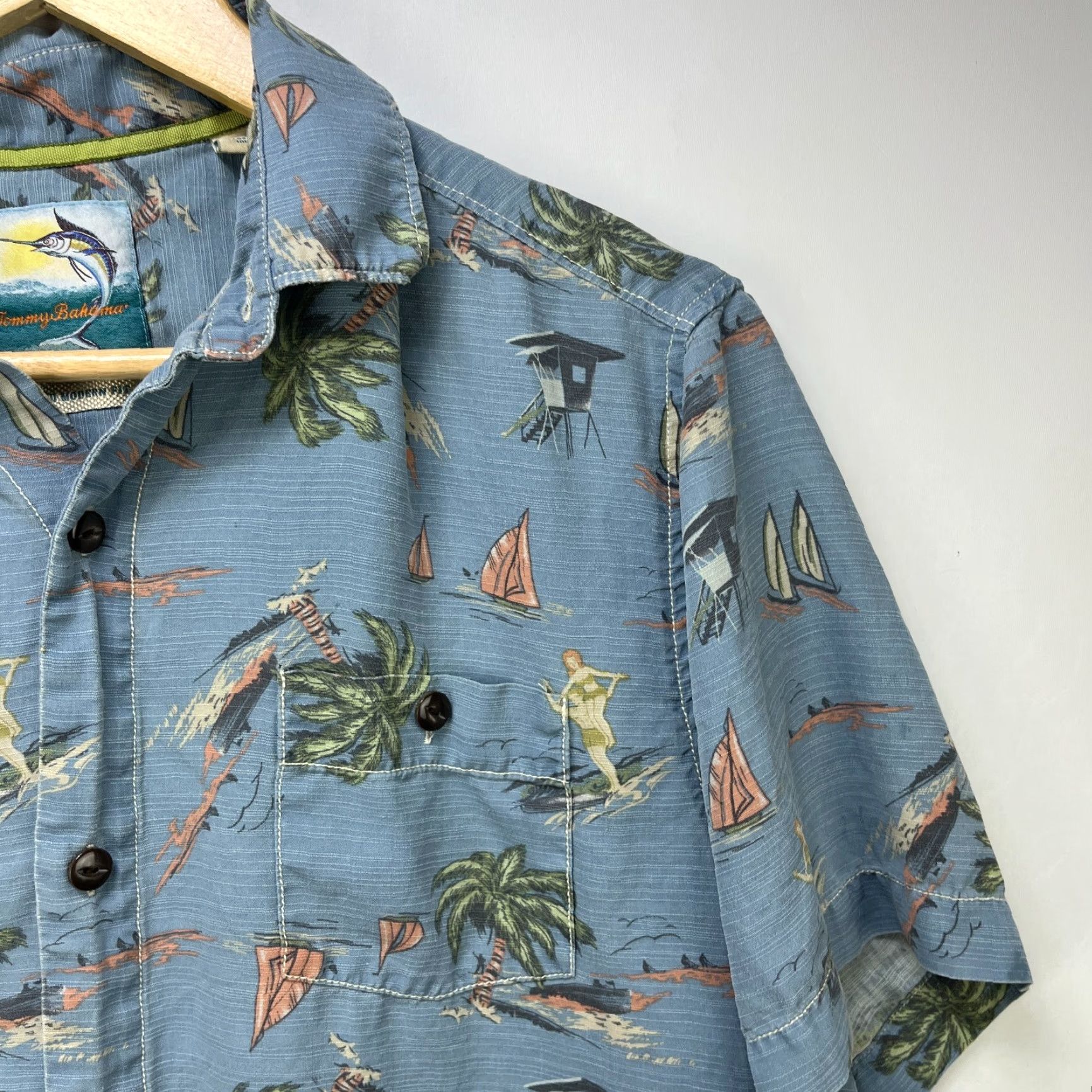 Tommy Bahama VINTAGE Tommy Bahama Silk Short Sleeve Button-Up Island Modern Fit Small Shirt Mens Size US S / EU 44-46 / 1 - 3 Thumbnail