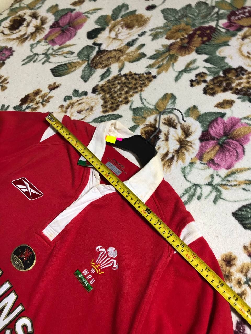 Reebok Vintage Reebok Wales Rugby Union Jersey Mens Red Shirt Size US M / EU 48-50 / 2 - 8 Thumbnail