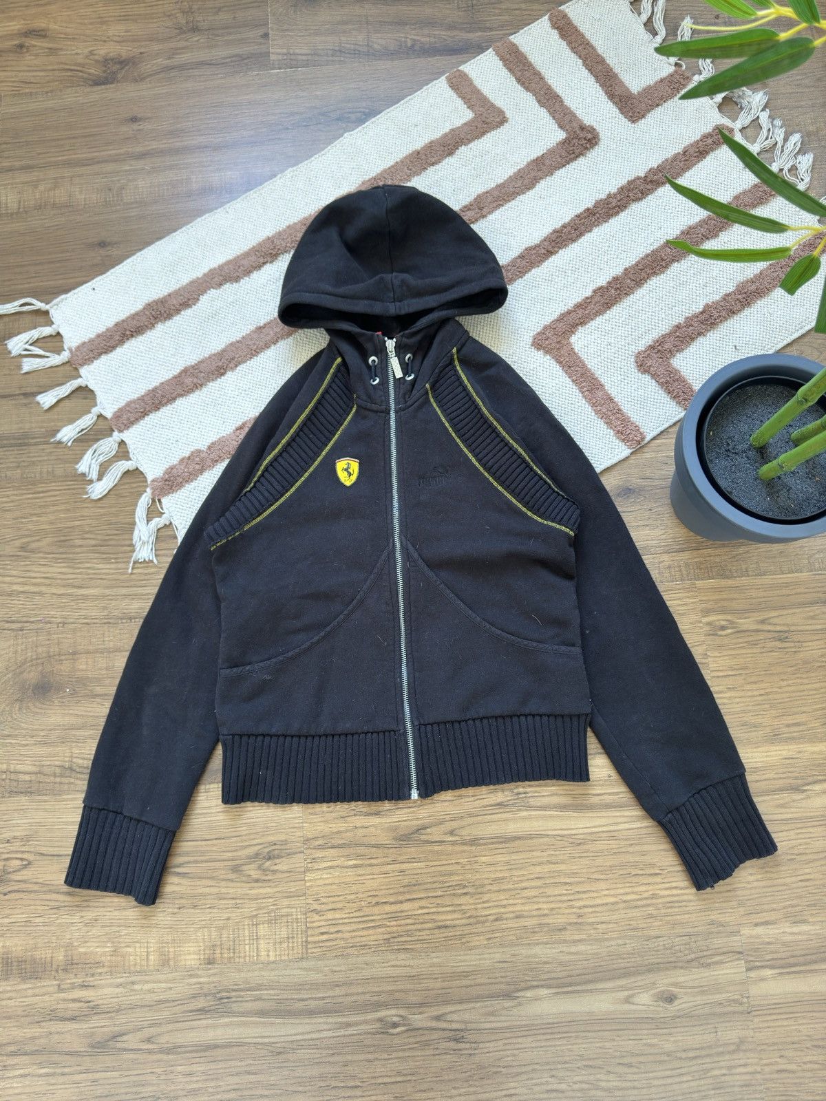 Ferrari × Puma VINTAGE PUMA x FERRARI ZIP HOODIE Size XS / US 0-2 / IT 36-38 - 3 Thumbnail