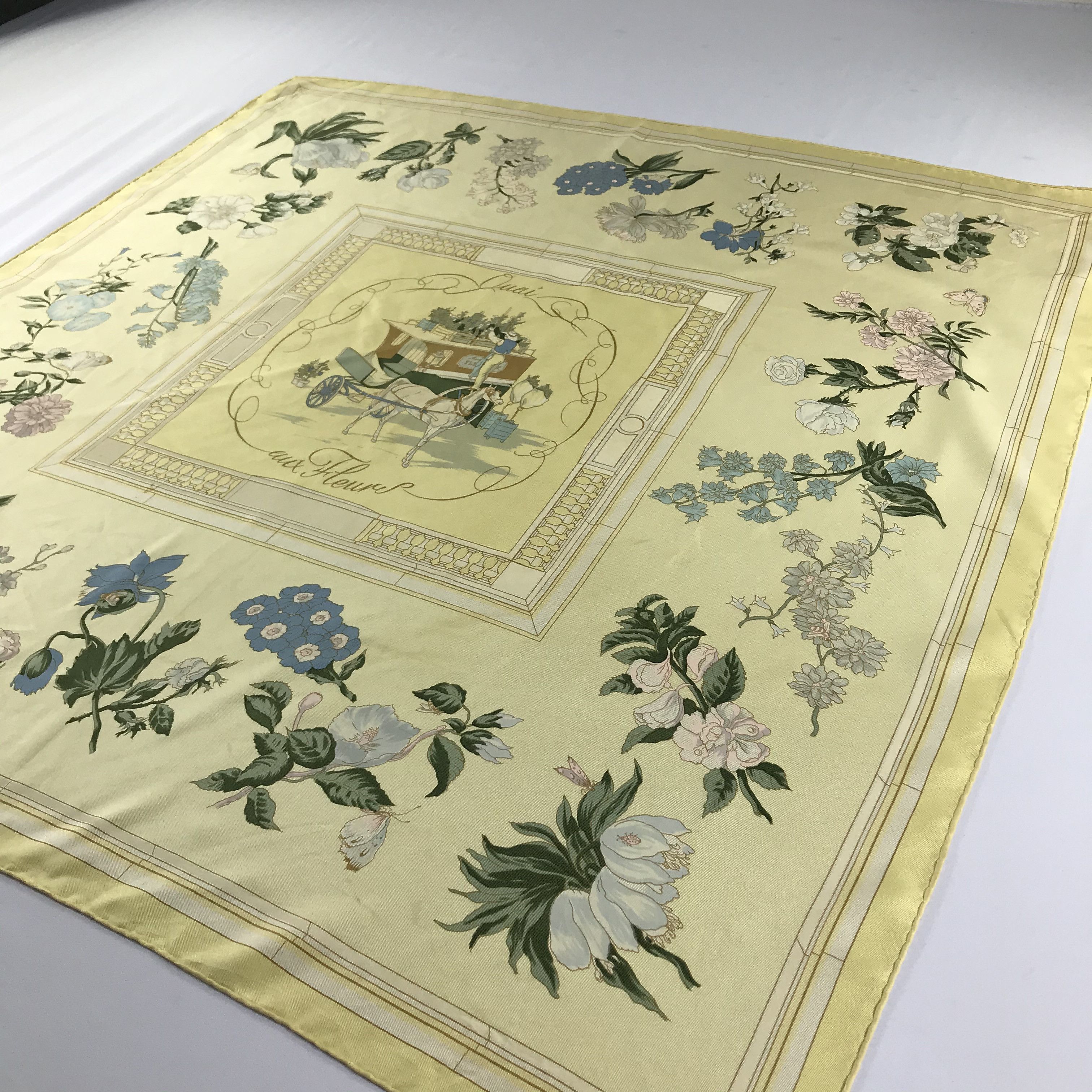 Vintage Hermes Silk Scarf Quai Aux Fleurs Floral Baroque -M09 Size ONE SIZE - 4 Thumbnail