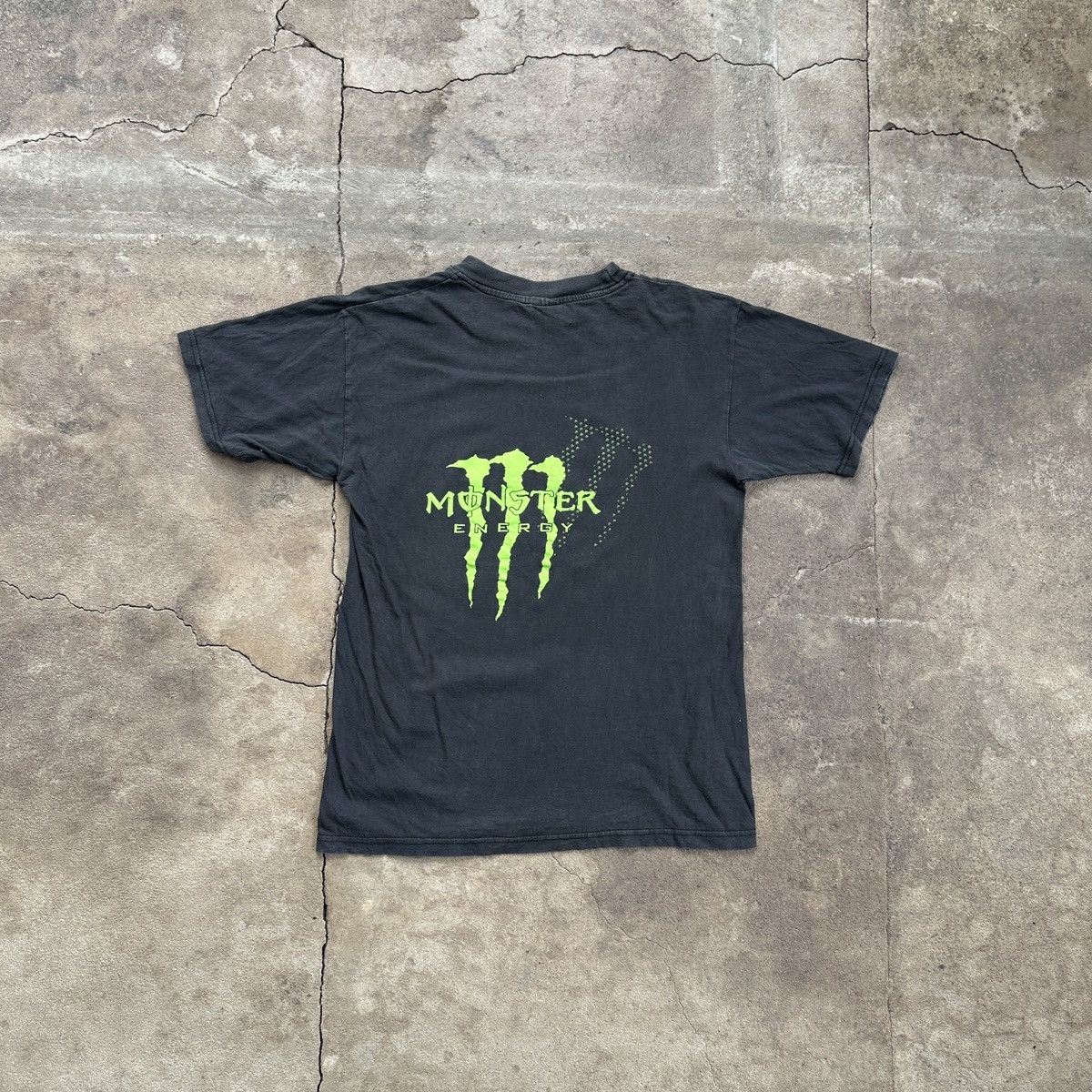 Vintage Vintage Monster Enegry Sunfaded T-Shirt Size US S / EU 44-46 / 1 - 2 Thumbnail