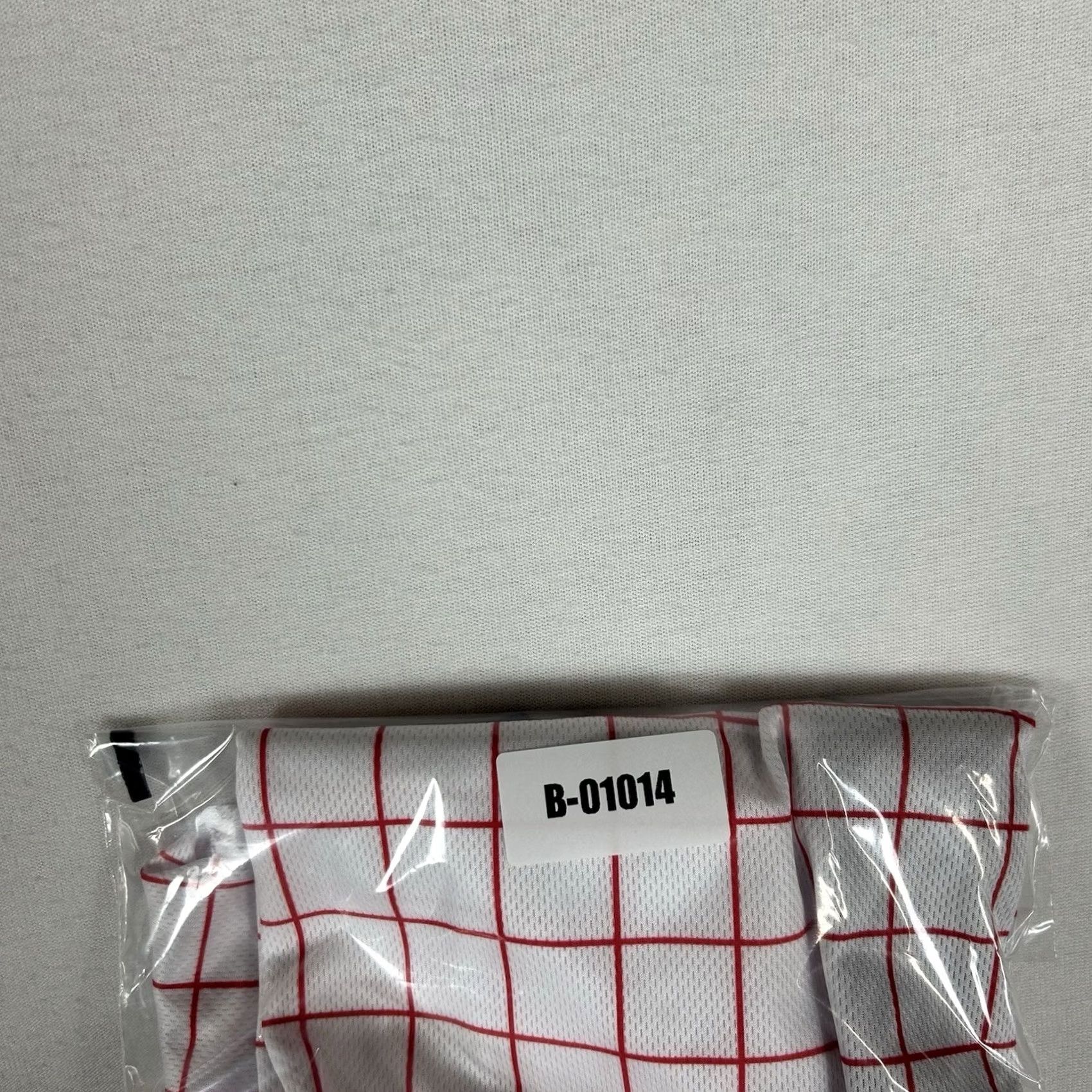 Vintage Chicago White Sox Short Sleeve Button Up Shirt Mens XL White Red Striped Casual Size US XL / EU 56 / 4 - 7 Thumbnail