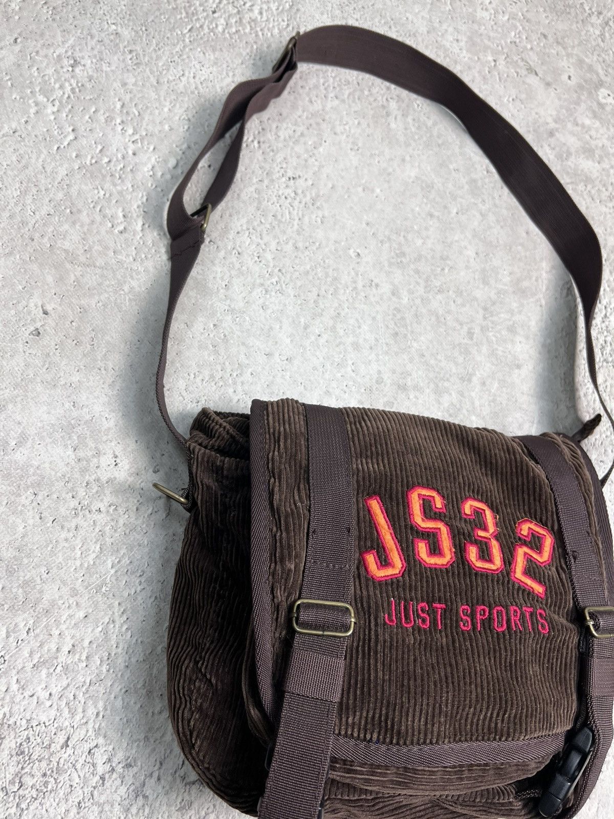 Designer × Diesel × Vintage Diesel sling bag Vintage Y2K sling cargo bag multi pocket Size ONE SIZE - 5 Thumbnail