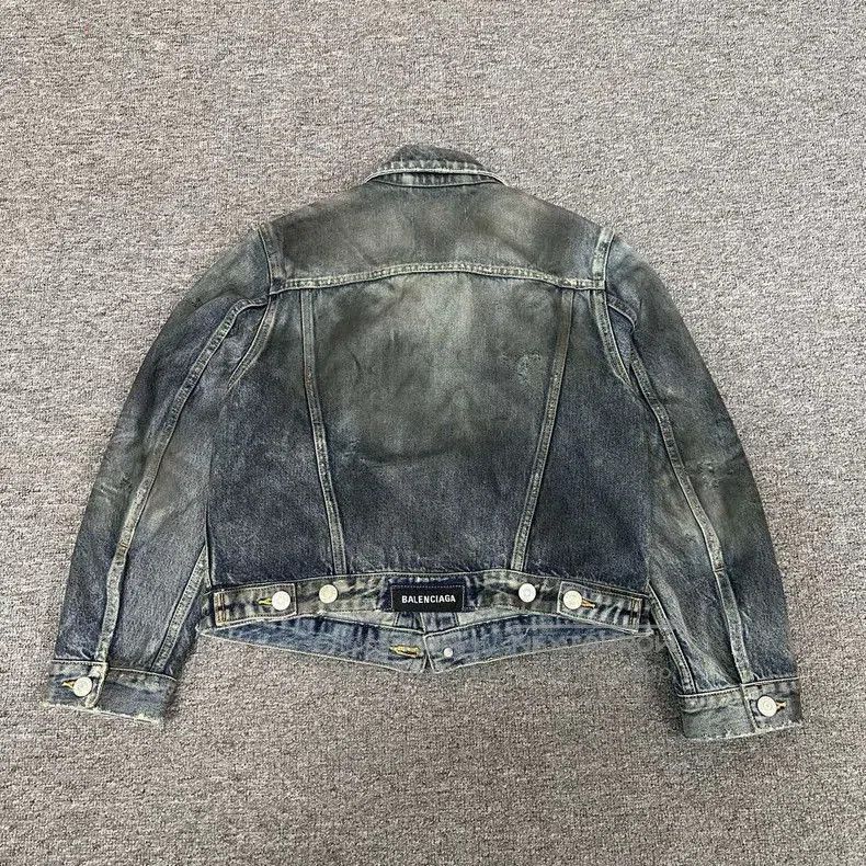 Balenciaga Balenciaga Denim Jacket With Mud Dyed Effect. Size US L / EU 52-54 / 3 - 2 Thumbnail