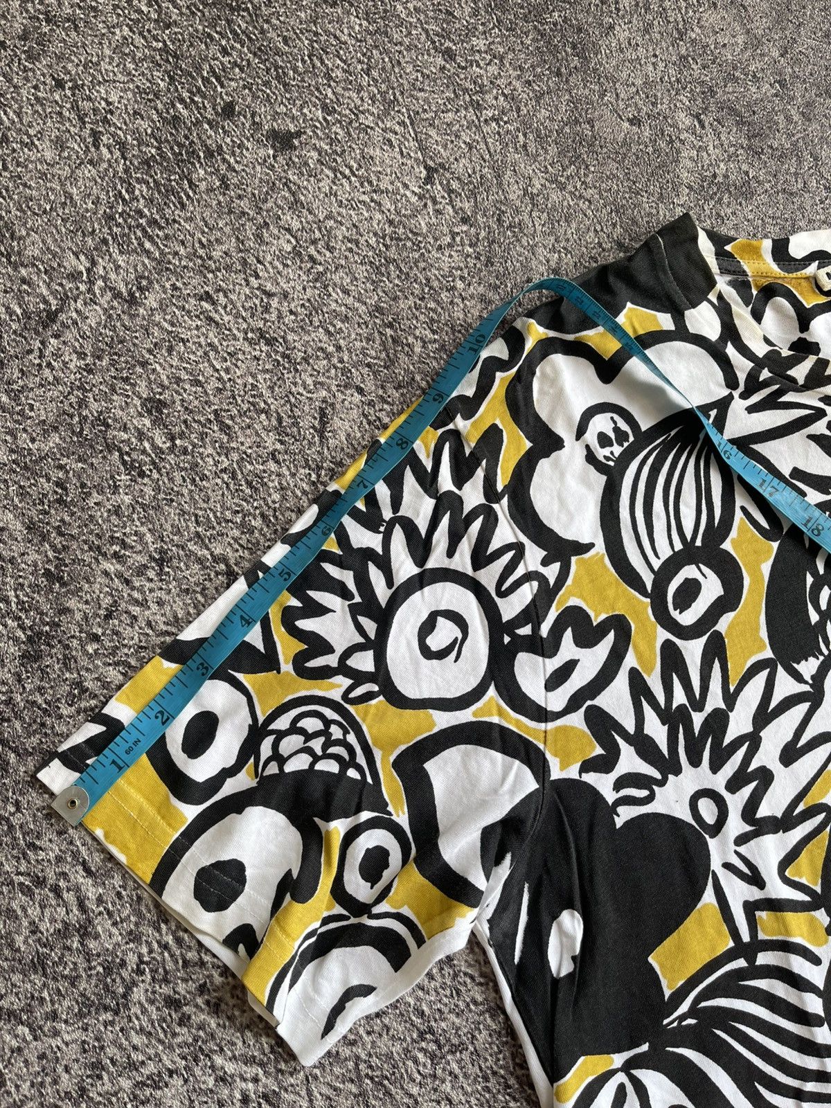 Japanese Brand Marni flower tshirt Size US M / EU 48-50 / 2 - 13 Thumbnail