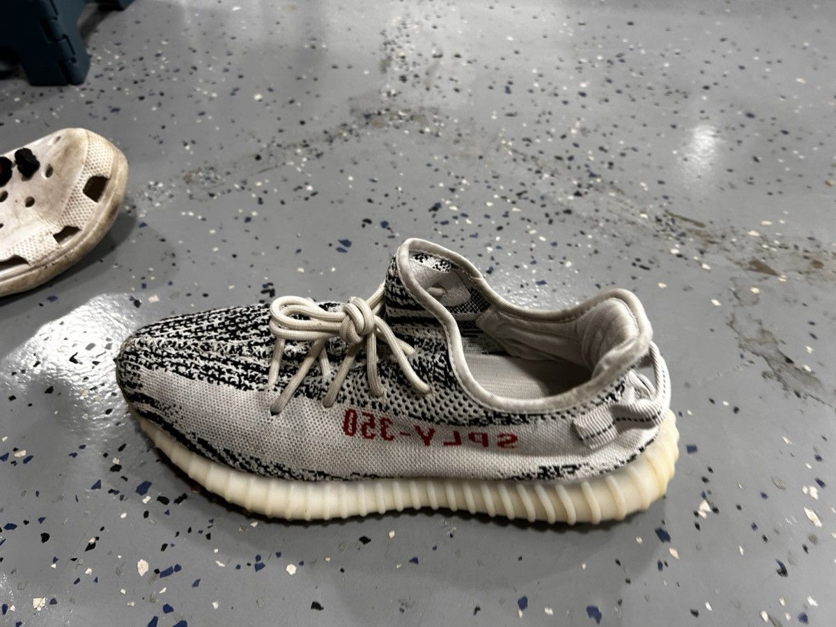 Yeezy Zebra Yeezy 350 Size US 11.5 / EU 44-45 - 2 Thumbnail
