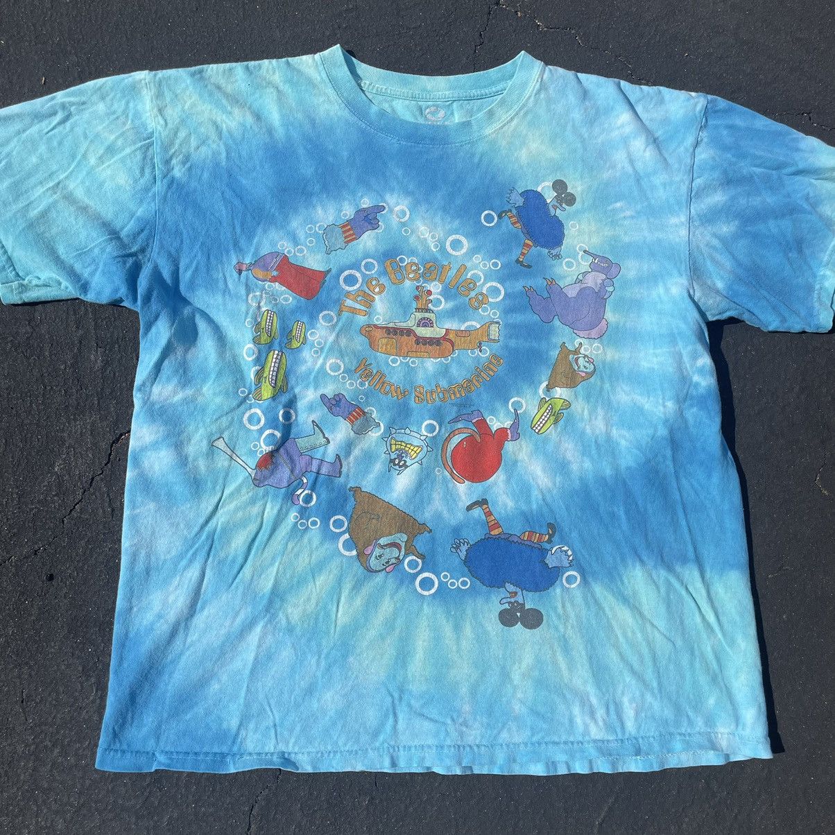 Vintage outlet Liquid Blue The Beatles Yellow Submarine Y2K Blue Tie Dye Band Shirt XL