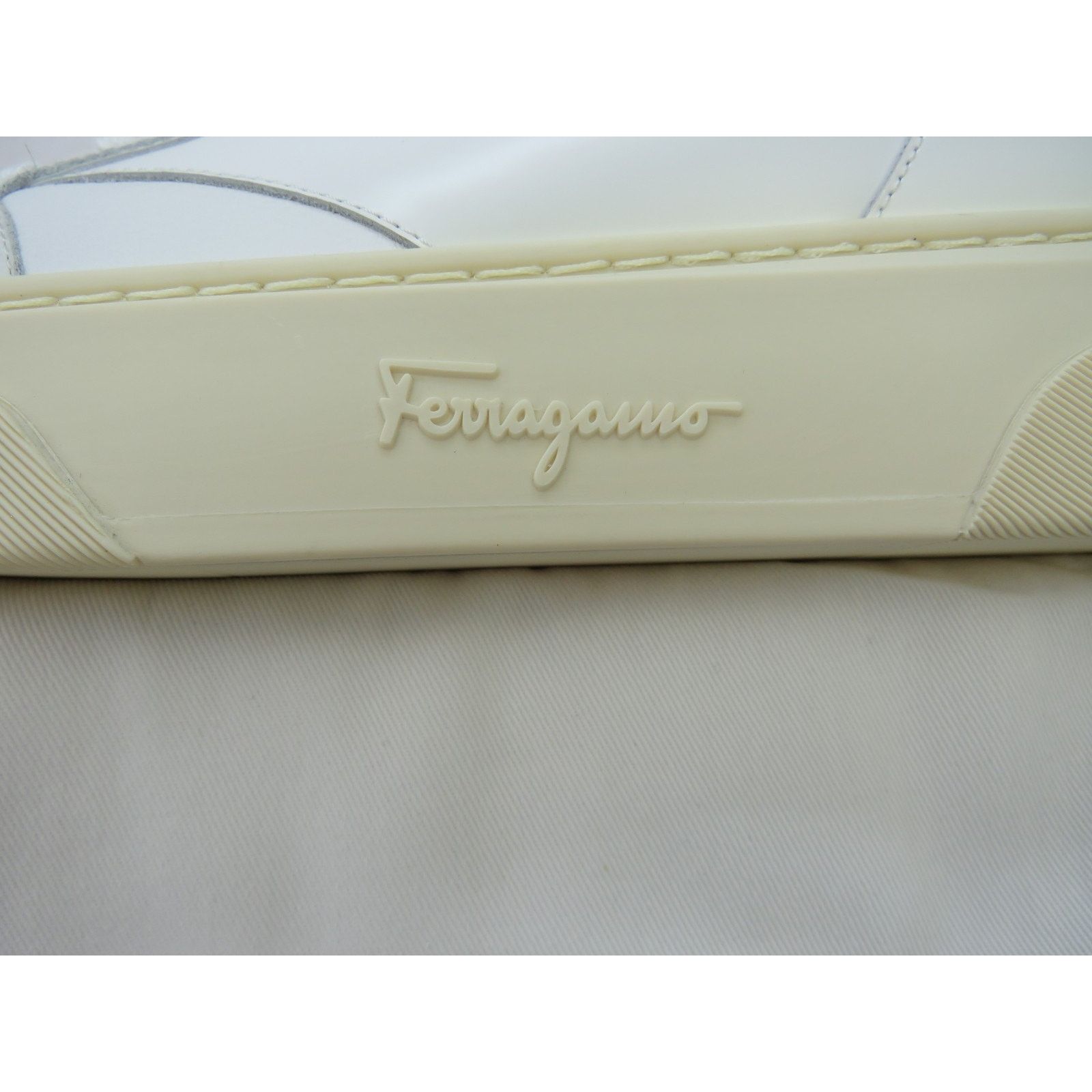 Salvatore Ferragamo FERRAGAMO CASSINA WHITE LEATHER GANCINI LOGO SNEAKERS 12 IT Size US 12 / EU 45 - 10 Thumbnail