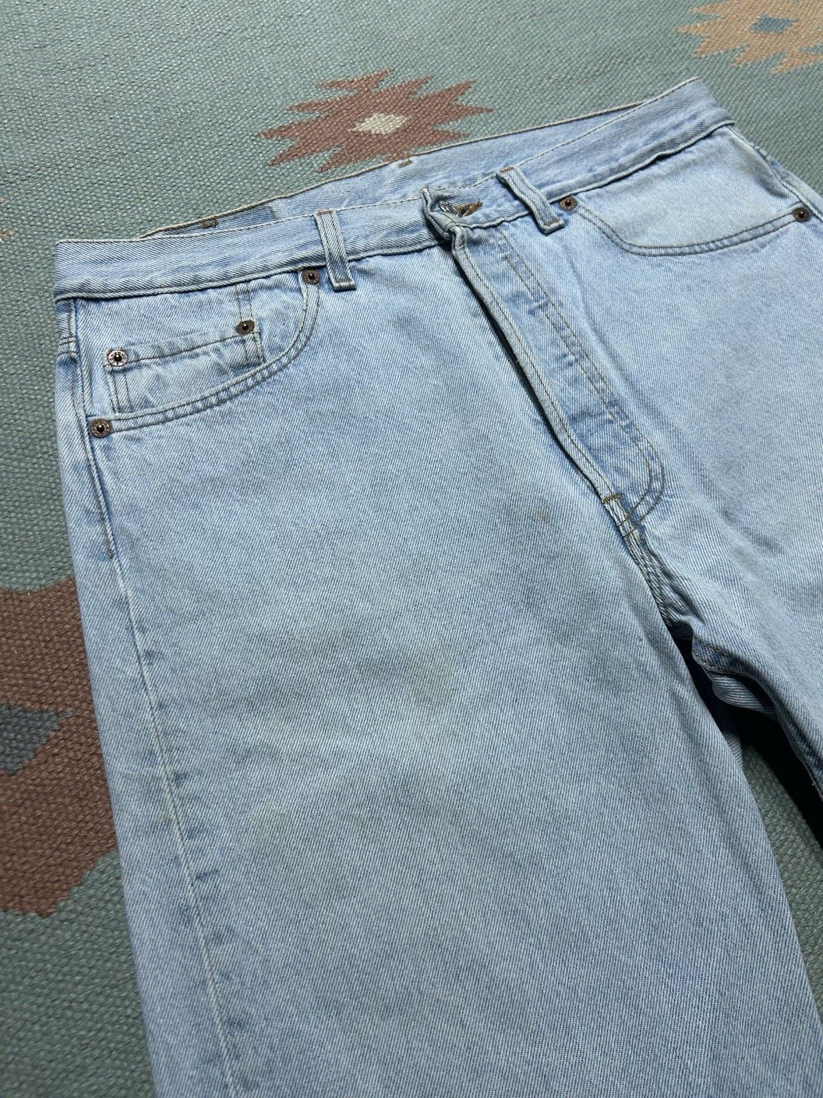 Vintage Vtg Levis 501 jean shorts jorts button fly light wash USA 32 Size US 32 / EU 48 - 7 Thumbnail