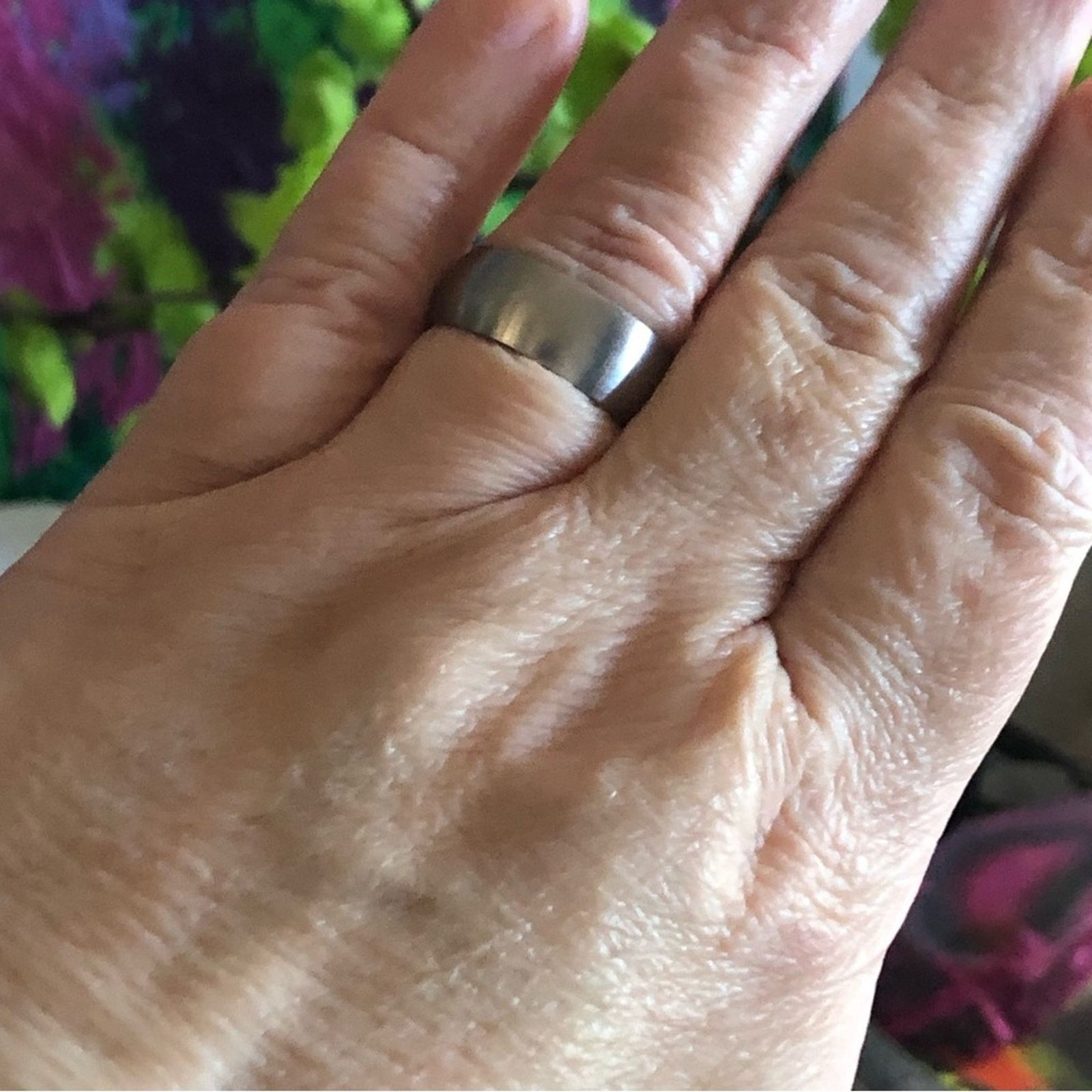 Jewelry Men’s matte frosted titanium steel band ring NWT 10 Size ONE SIZE - 10 Thumbnail