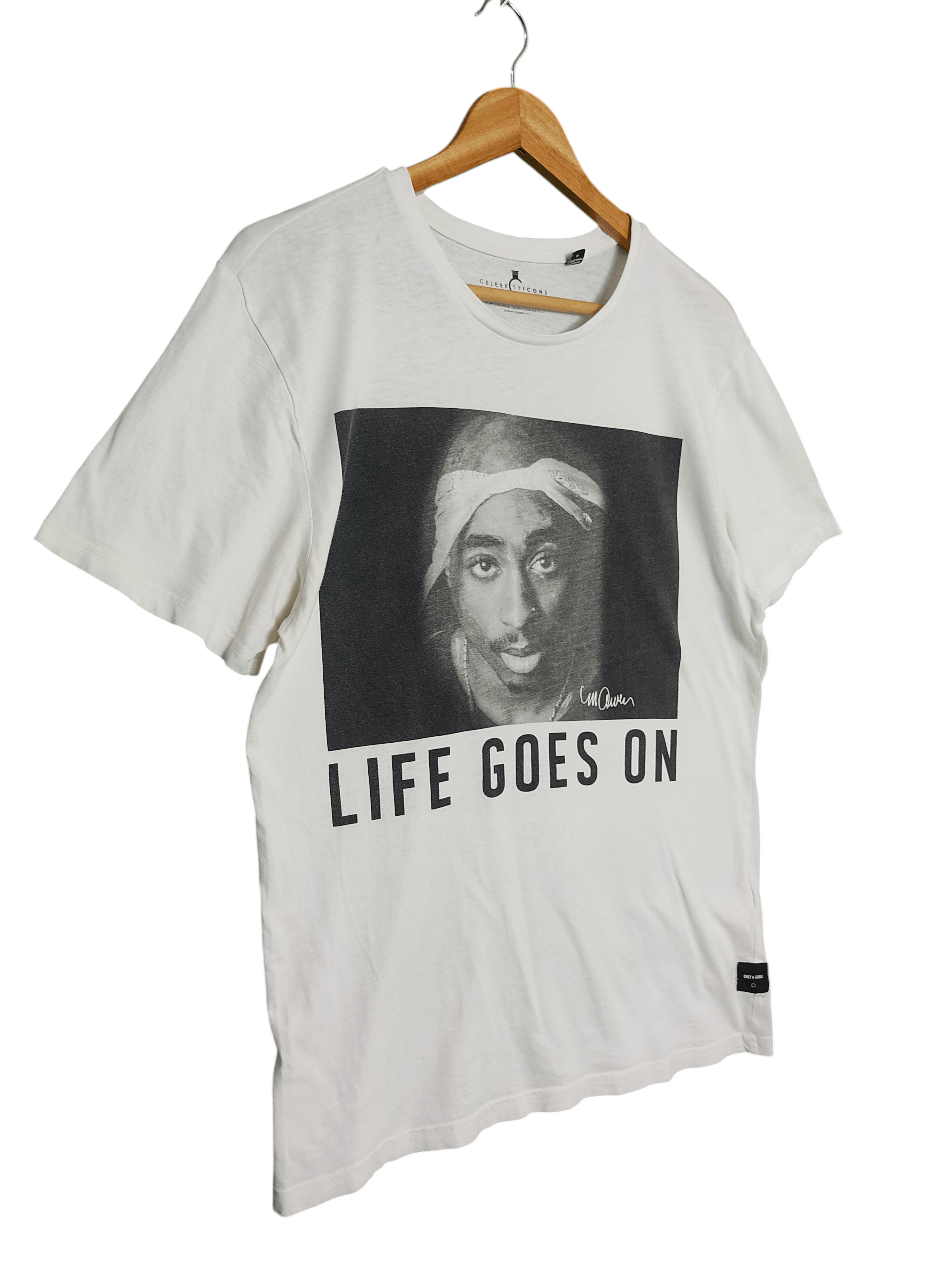 Other Graphic Tupac Shakur Life Go On T-shirt Size US M / EU 48-50 / 2 - 2 Thumbnail