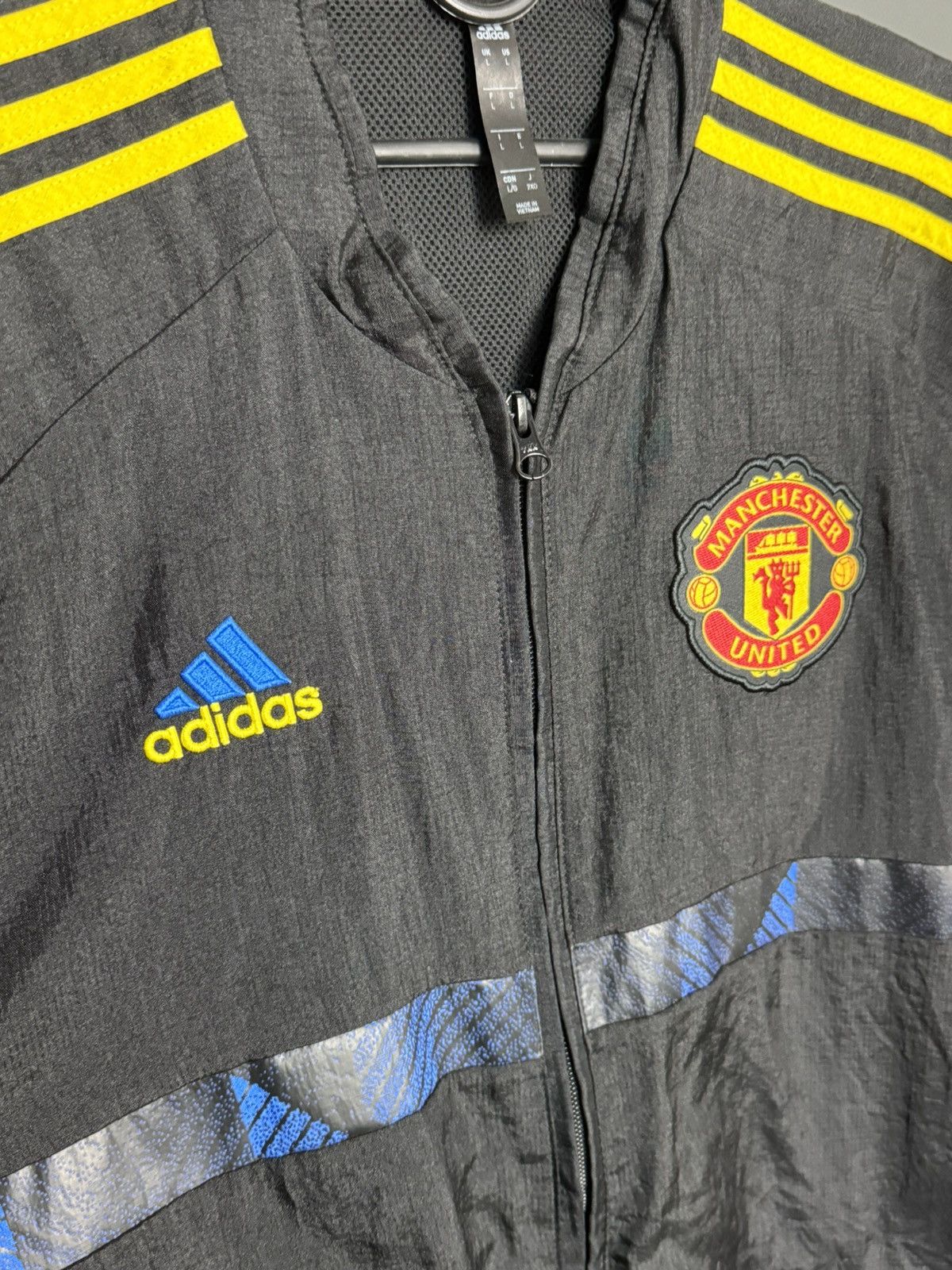 Adidas Manchester United Training Football Jacket Size US L / EU 52-54 / 3 - 3 Thumbnail