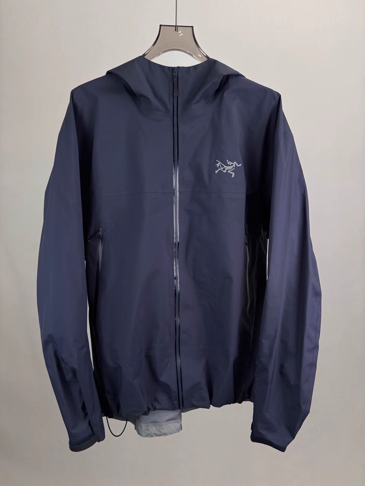 Arc'teryx ARCTERYX BETA JACKET Dark Blue Shell Jacket Size US XL / EU 56 / 4 - 1 Thumbnail