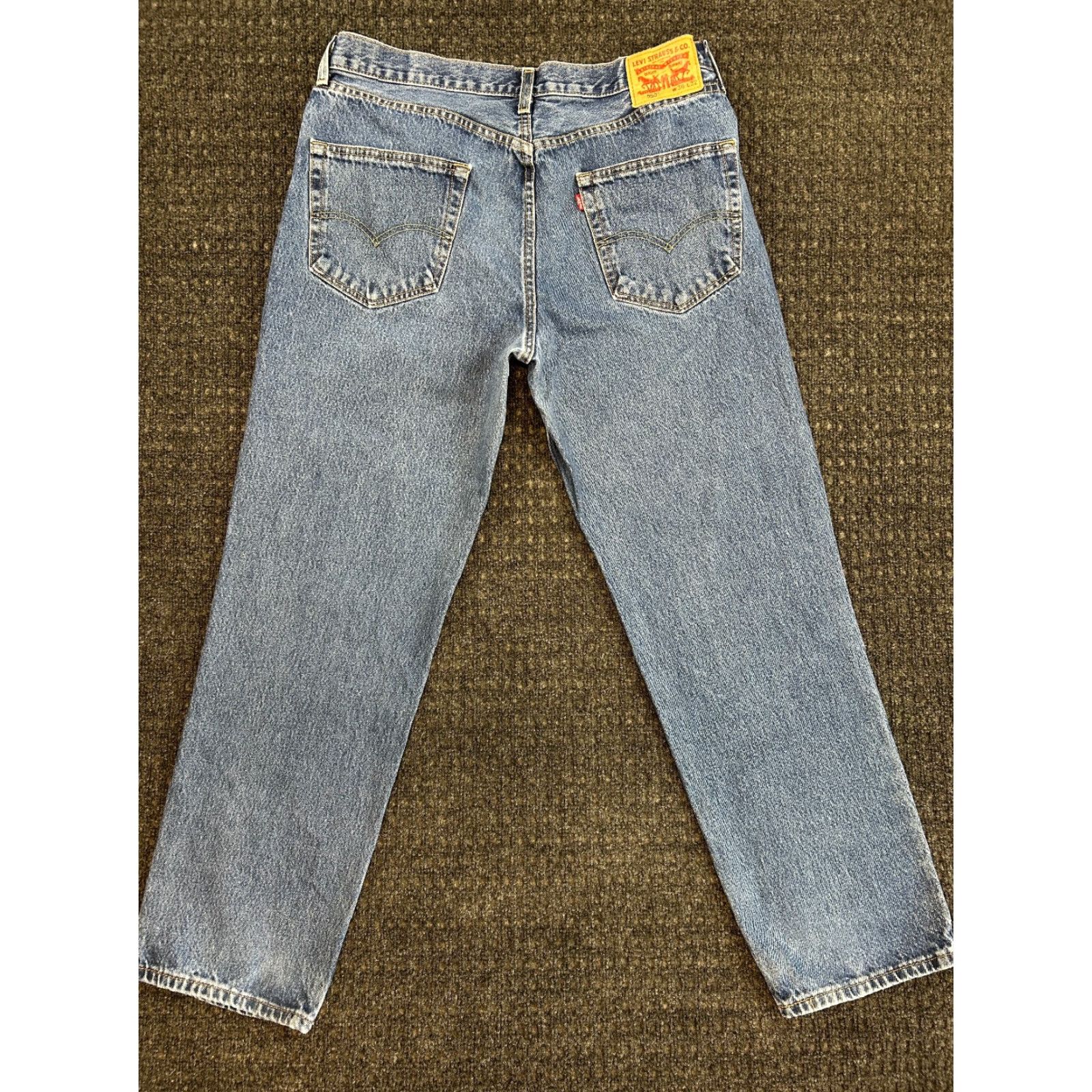 Levi's VINTAGE Levi's 550 Jeans Denim 36x32 Relaxed Fit Medium Wash 90s Grunge USA Men’s Jeans Style Tapered 5-Pocket Distressed Size US 36 / EU 52 - 2 Thumbnail