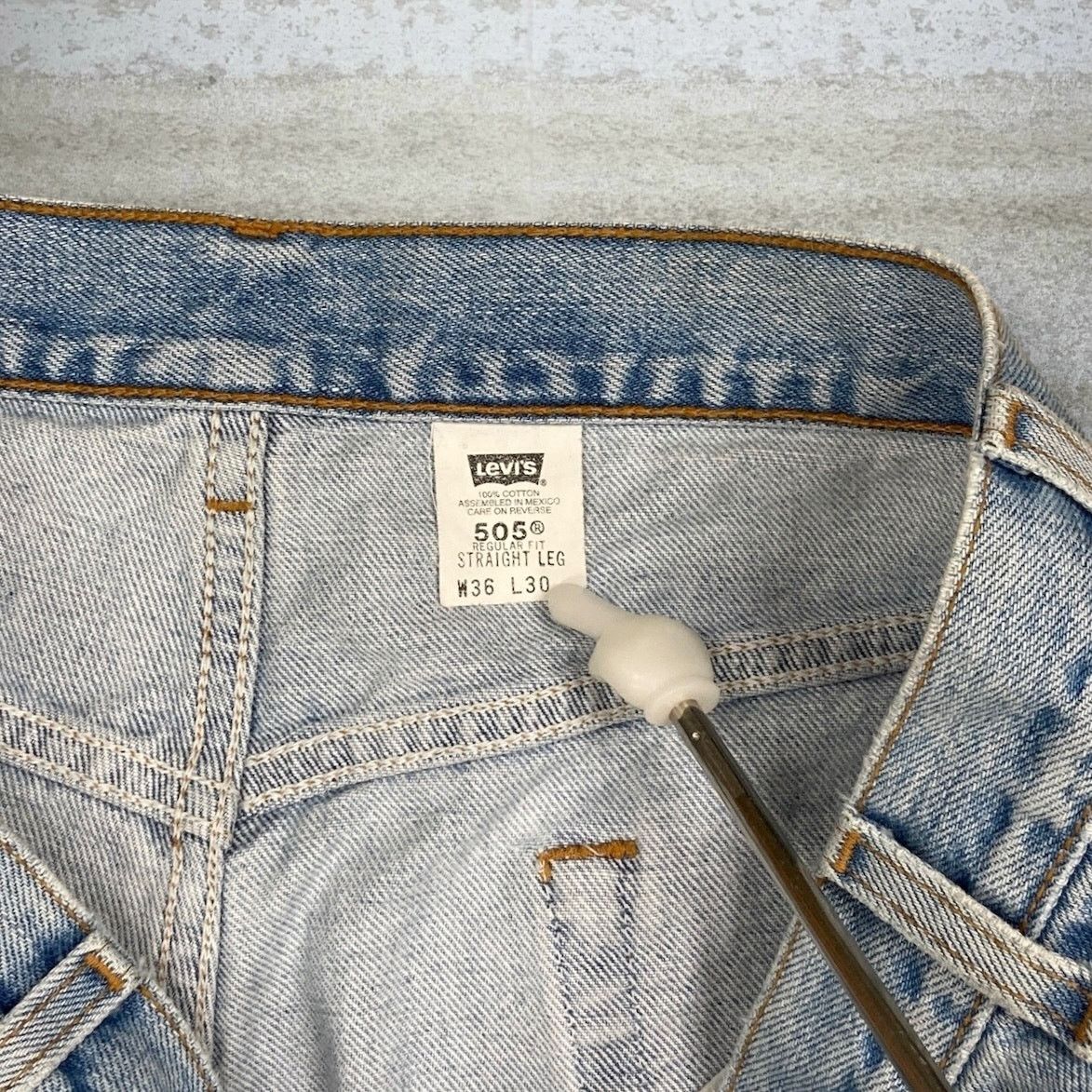 Levi's Vintage 90s Levis Jeans 36x30 Regular Straight Light Wash Size US 36 / EU 52 - 4 Thumbnail