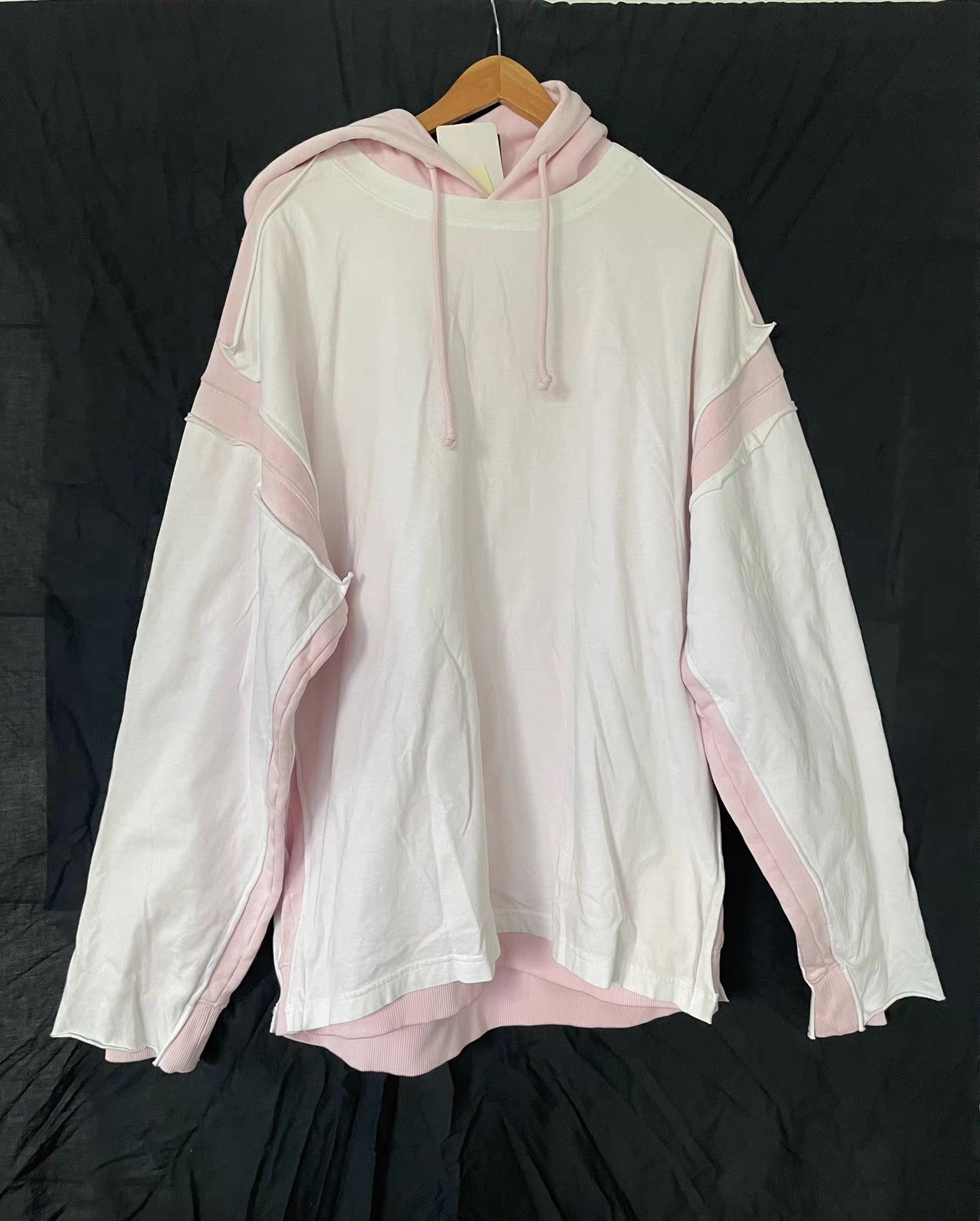 Vetements Vetements Men's Panelled Hoodie Ｑ21 Size US S / EU 44-46 / 1 - 1 Thumbnail