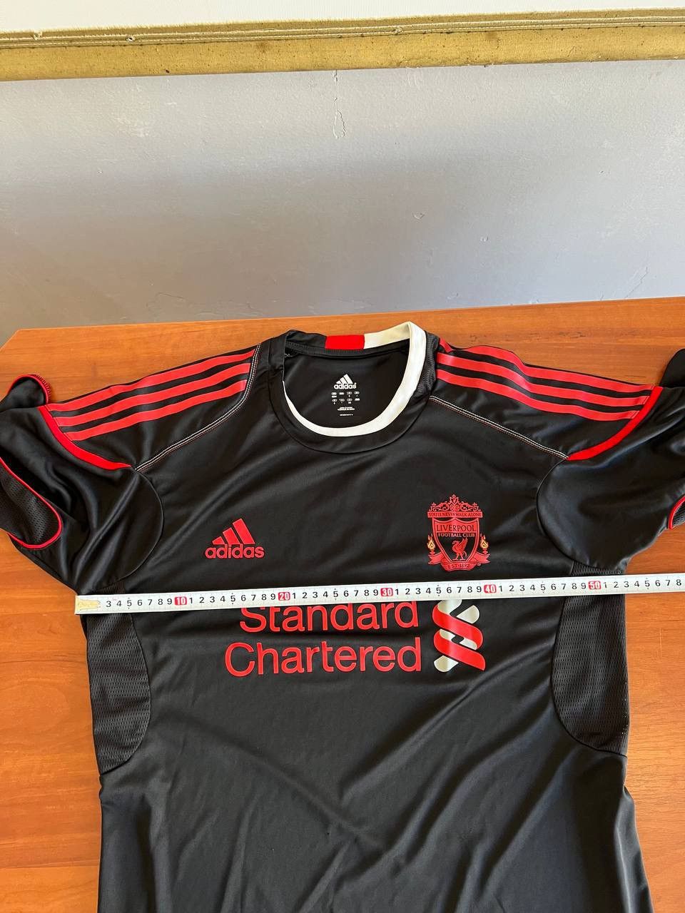 Adidas 2009/10 LIVERPOOL TRAINING SOCCER JERSEY FOOTBALL SHIRT S Size US S / EU 44-46 / 1 - 12 Thumbnail