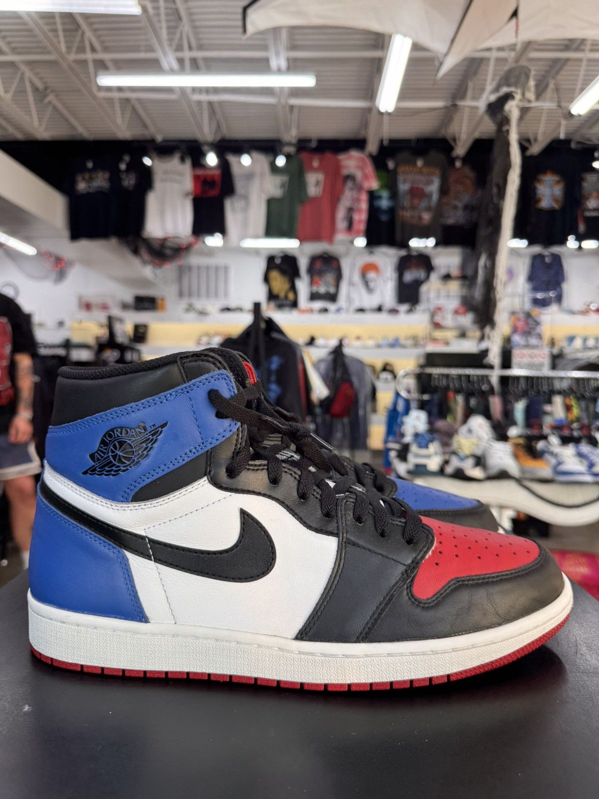 Jordan Brand Air Jordan 1 Top 3 Size 12 (2016) Size US 12 / EU 45 - 6 Thumbnail